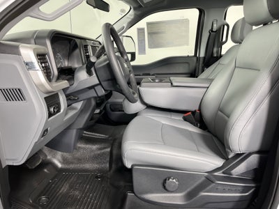 2026 Ford Super Duty F-250 SRW XL 4WD Crew Cab 6.75' Box