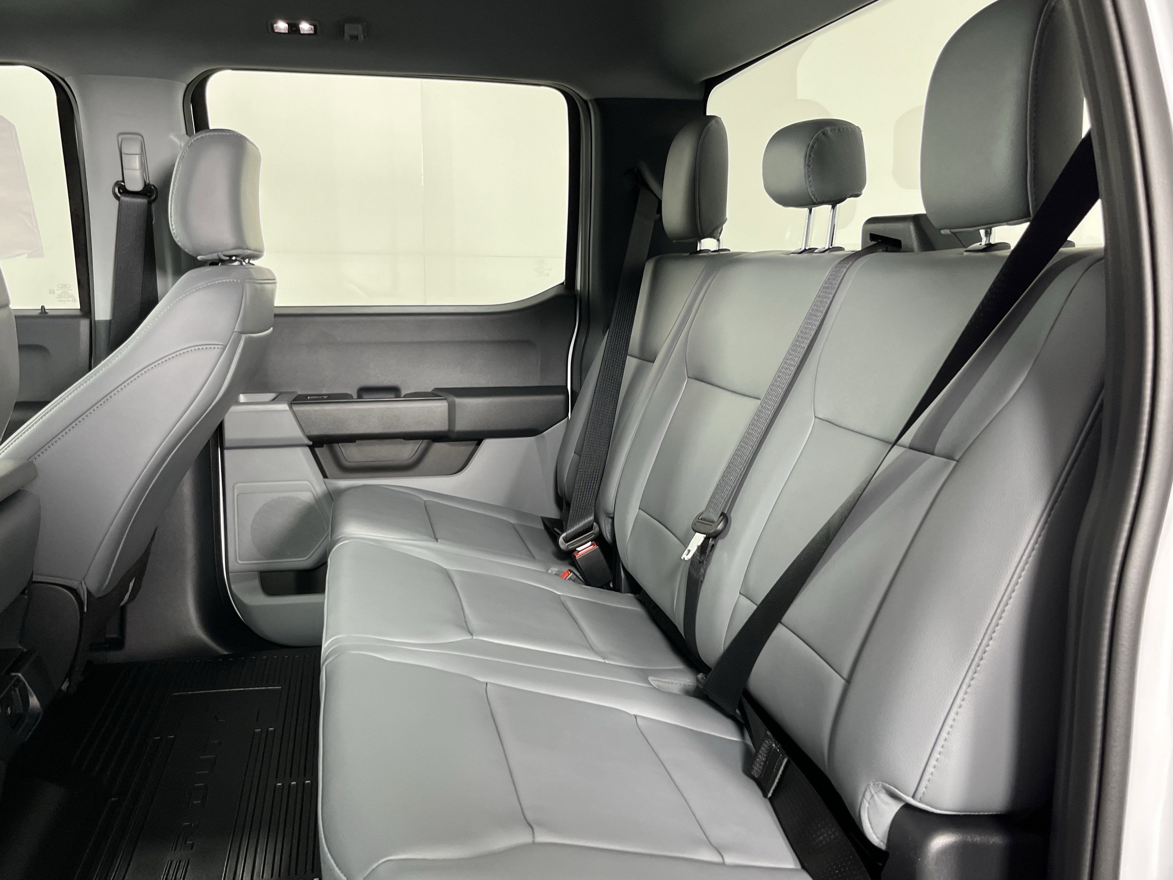 2026 Ford Super Duty F-250 SRW XL 4WD Crew Cab 6.75' Box