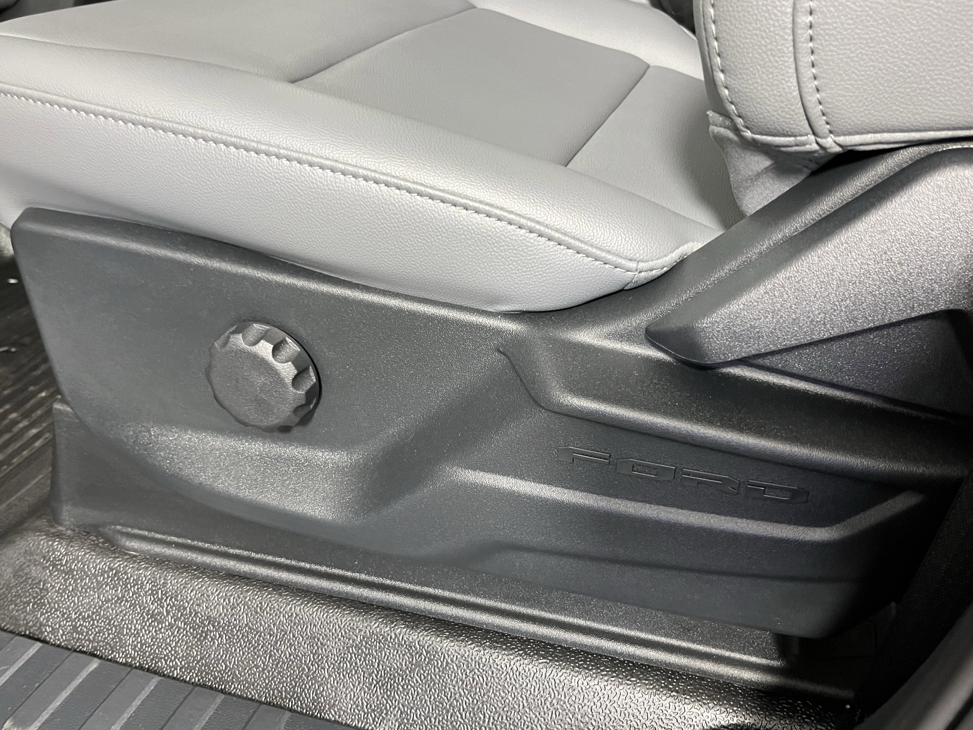 2026 Ford Super Duty F-250 SRW XL 4WD Crew Cab 6.75' Box