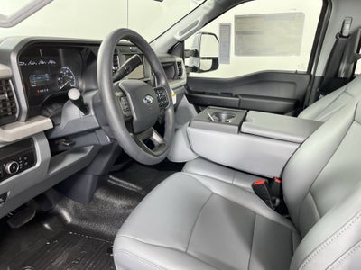 2026 Ford Super Duty F-250 SRW XL 4WD Crew Cab 6.75' Box