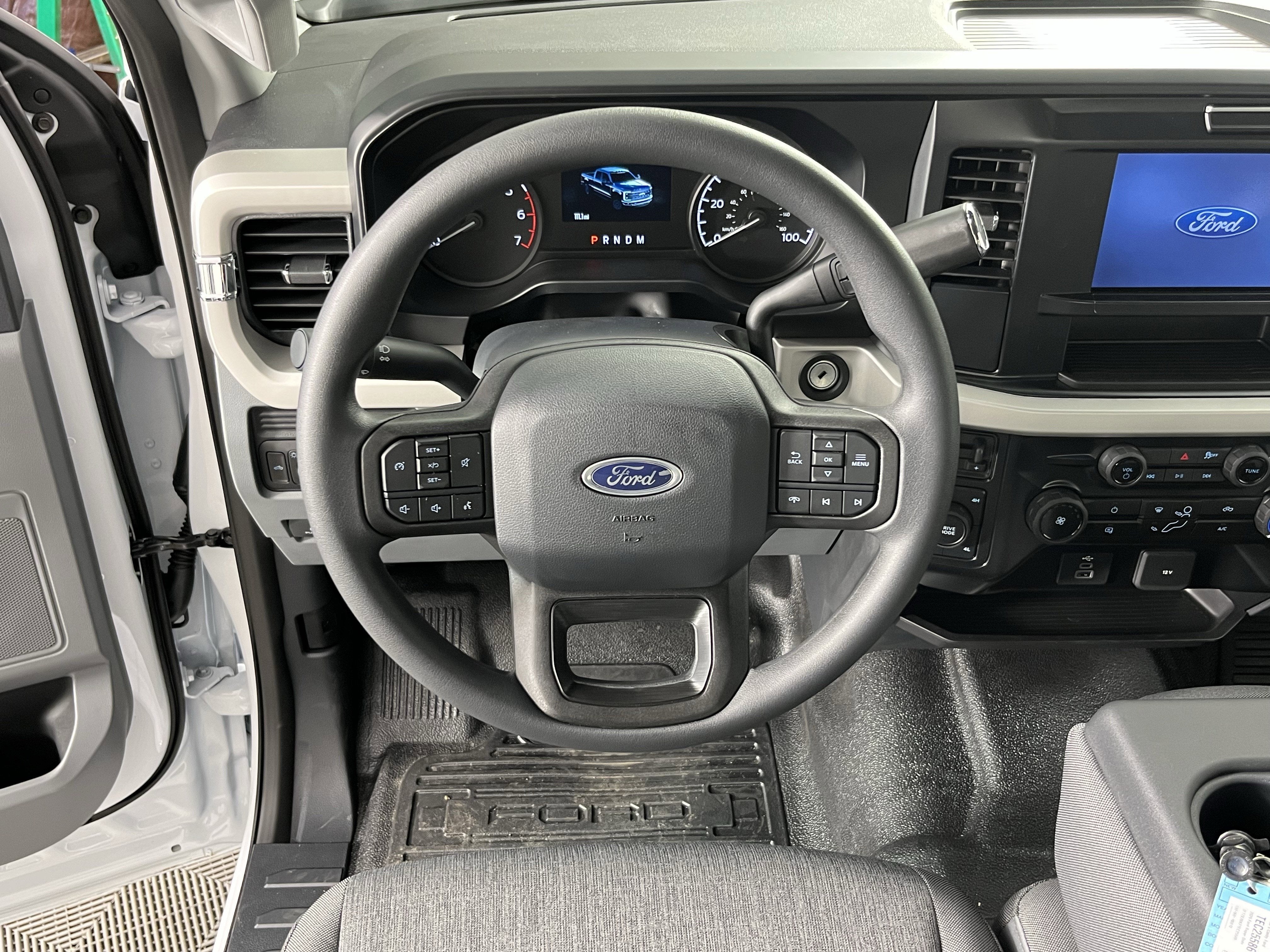 2026 Ford Super Duty F-250 SRW XL 4WD SuperCab 8' Box