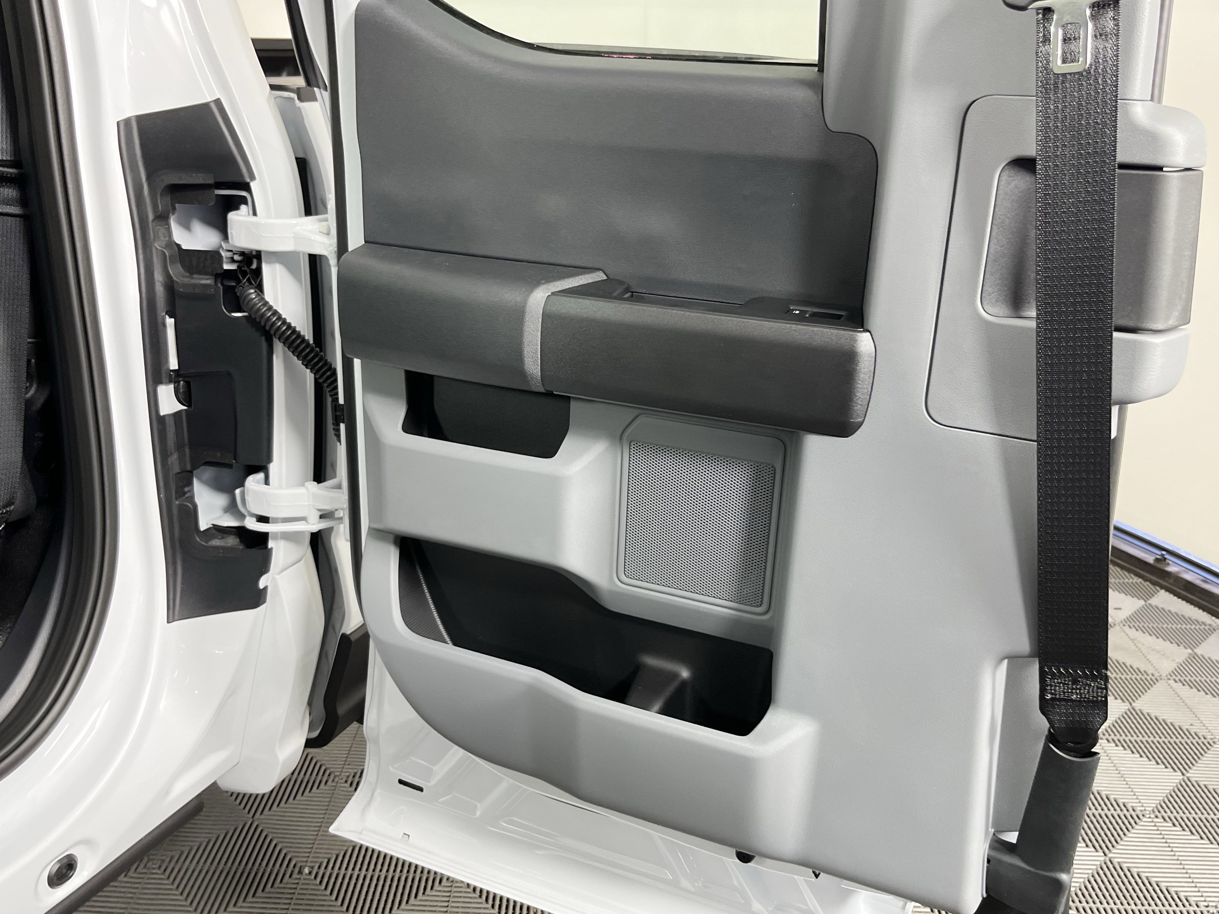 2026 Ford Super Duty F-250 SRW XL 4WD SuperCab 8' Box