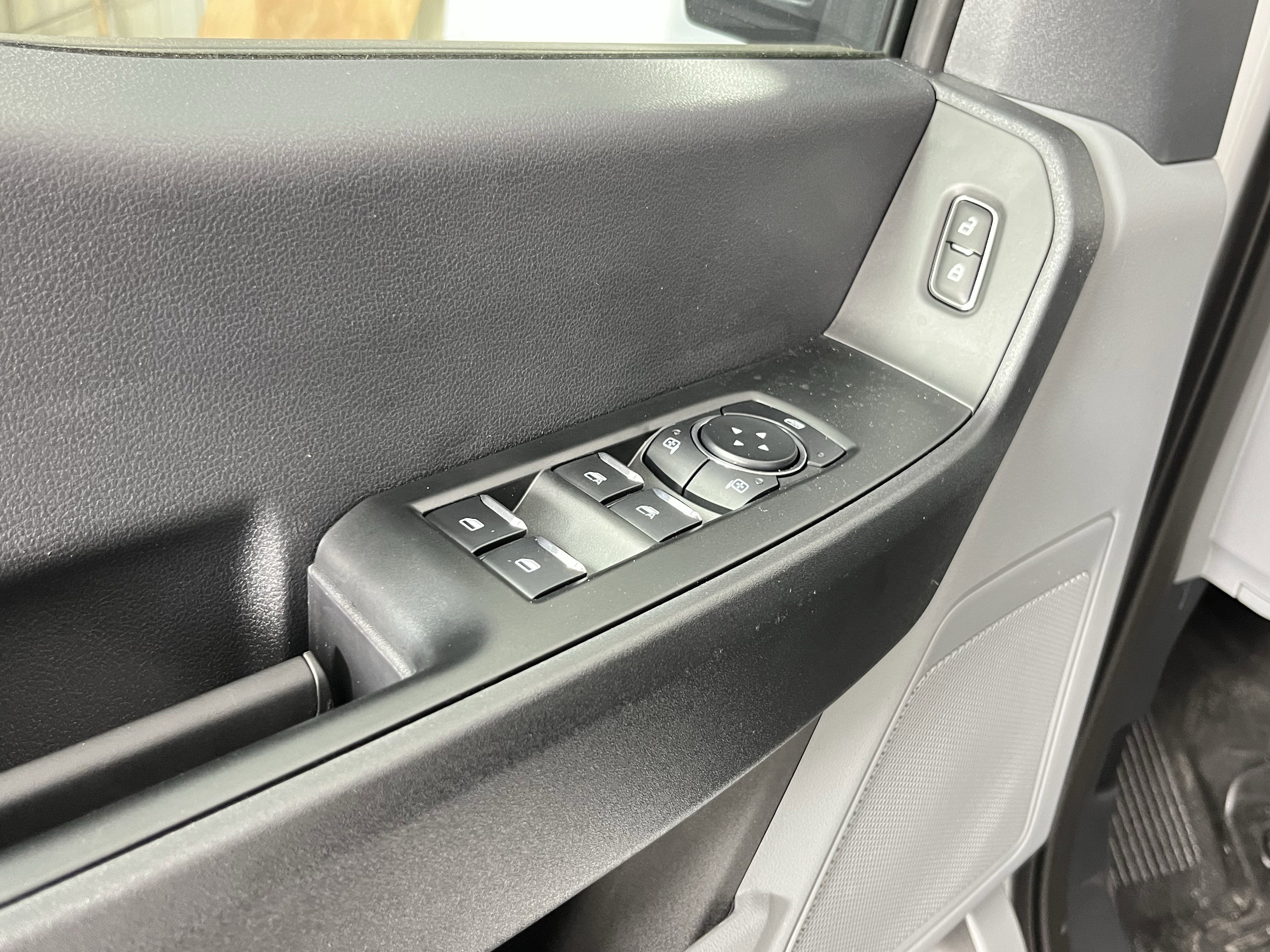 2026 Ford Super Duty F-250 SRW XL 4WD SuperCab 8' Box