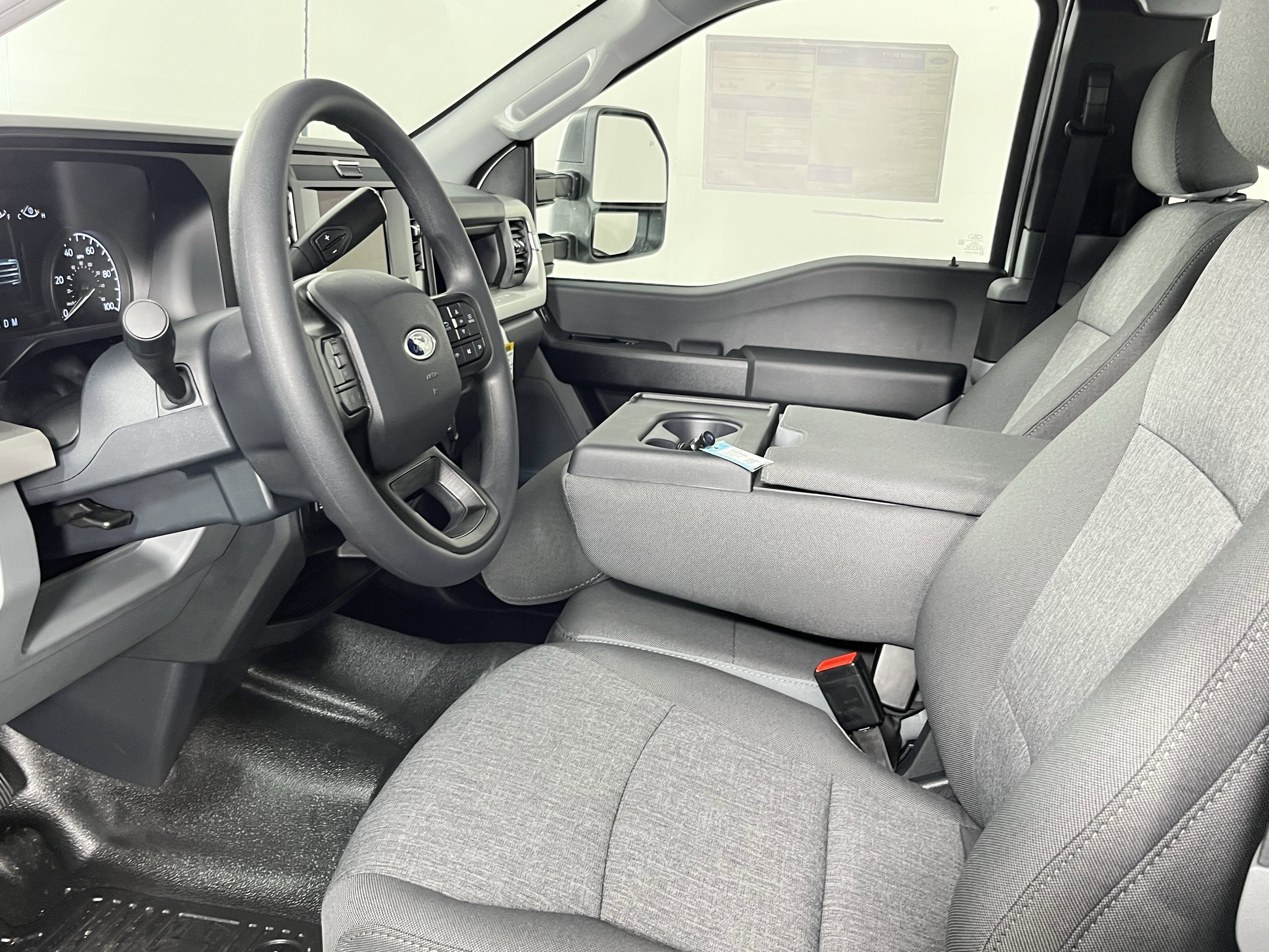 2026 Ford Super Duty F-250 SRW XL 4WD SuperCab 8' Box