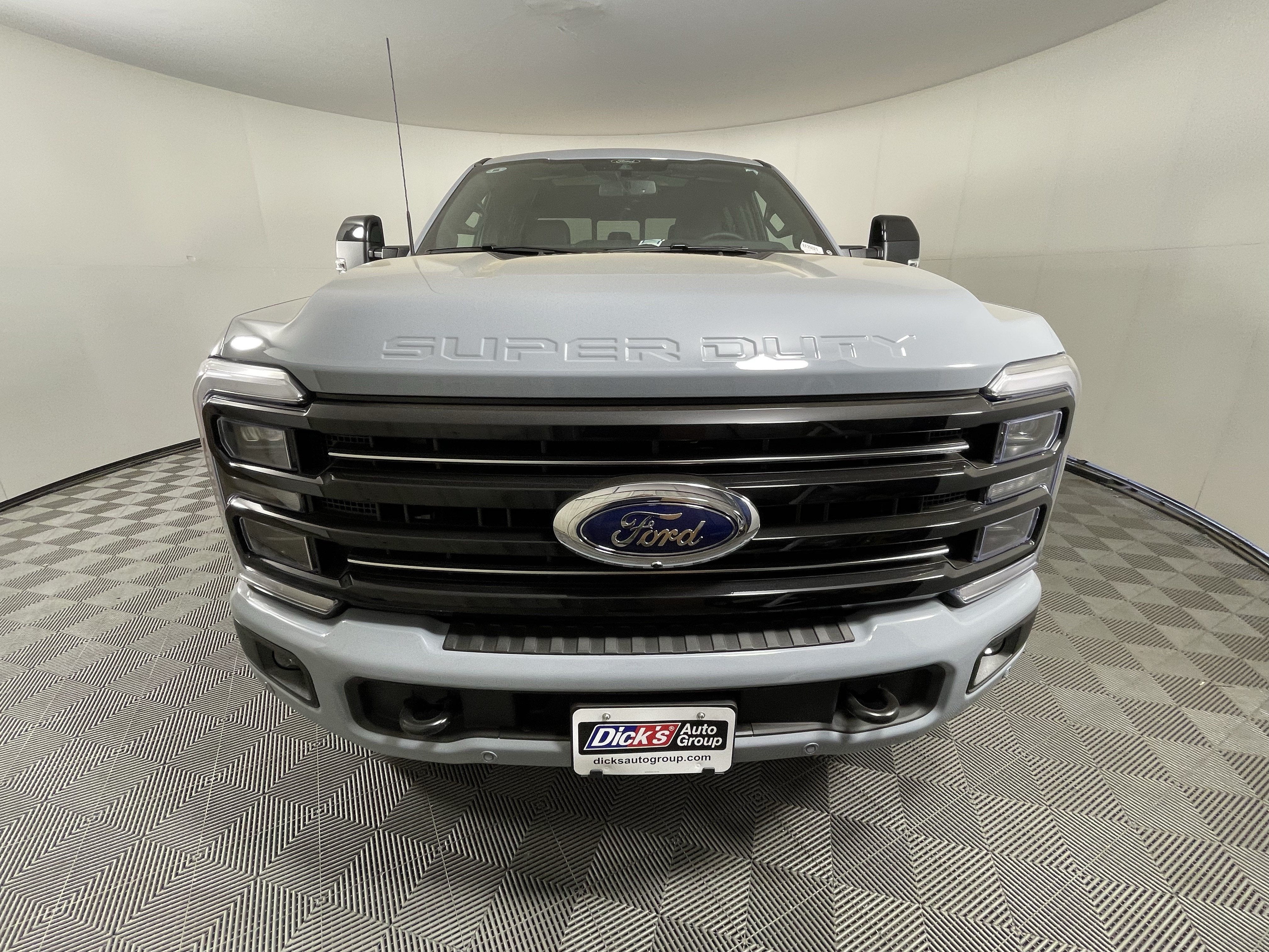 2026 Ford Super Duty F-250 SRW PLATINUM 4WD Crew Cab 6.75' Box