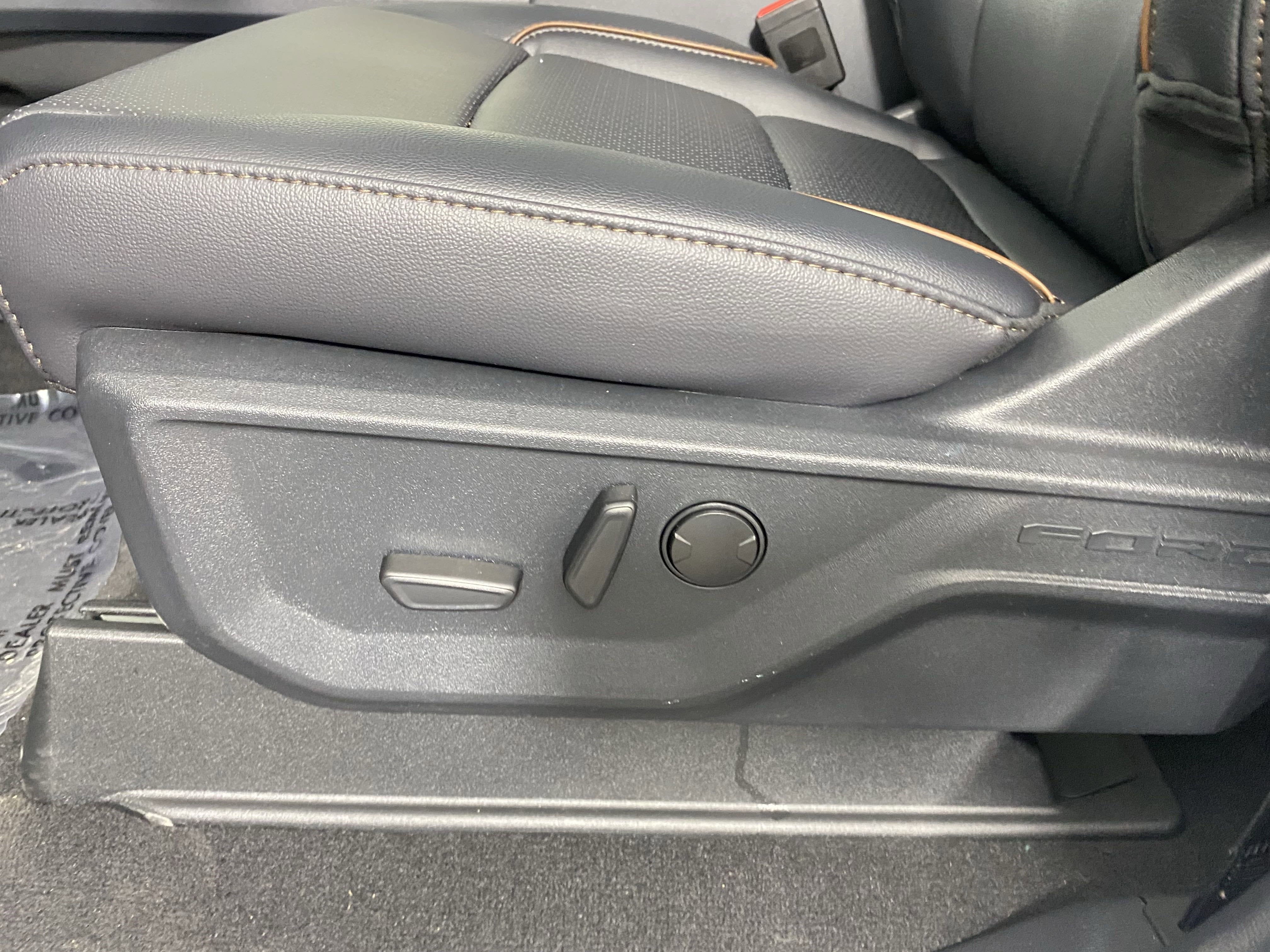 2025 Ford Super Duty F-250 SRW Lariat 4WD Crew Cab 6.75' Box