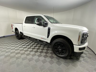 2025 Ford Super Duty F-250 SRW Lariat 4WD Crew Cab 6.75' Box