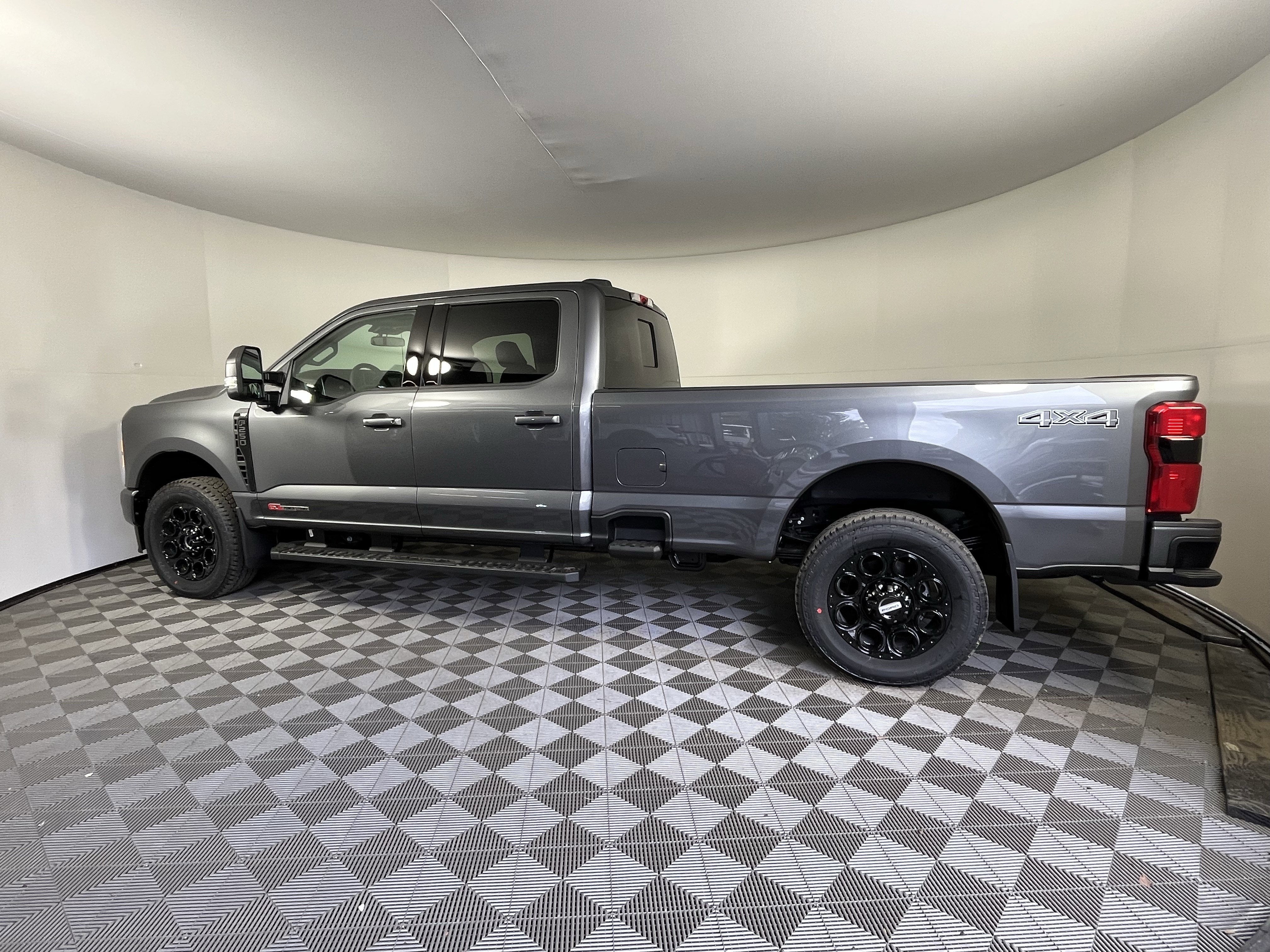 2026 Ford Super Duty F-250 SRW XLT 4WD Crew Cab 6.75' Box