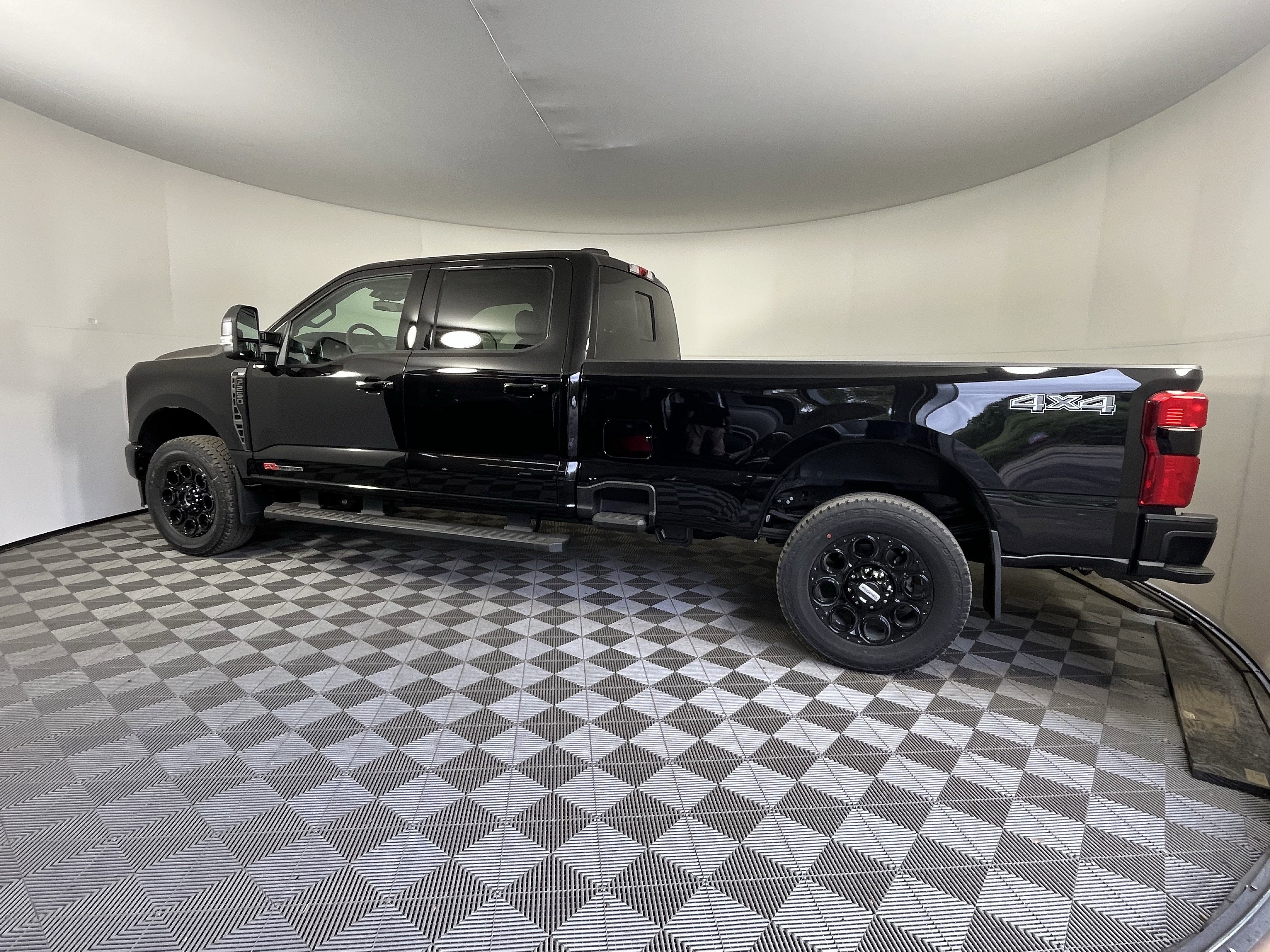 2026 Ford Super Duty F-250 SRW XLT 4WD Crew Cab 6.75' Box