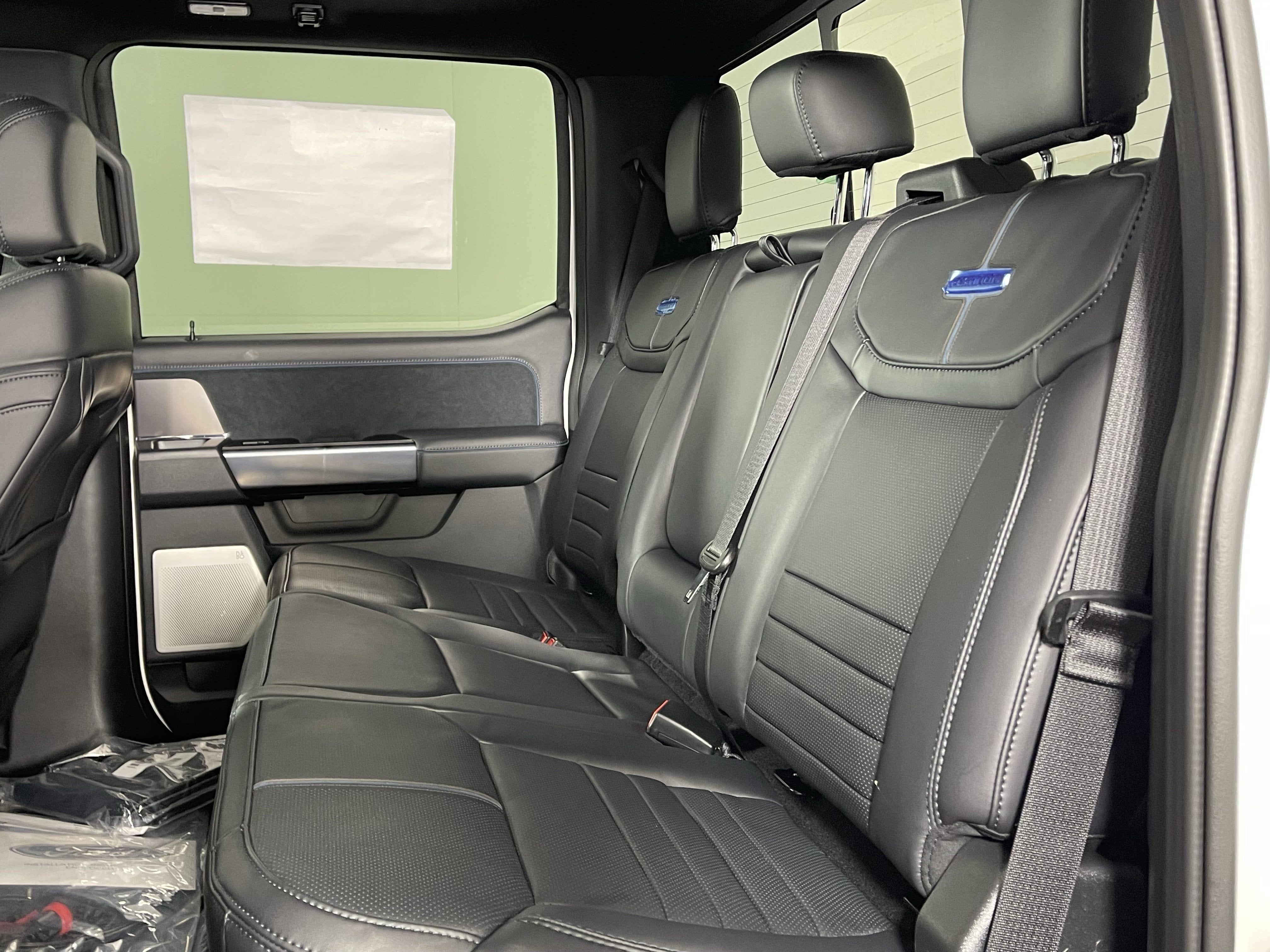 2026 Ford Super Duty F-250 SRW PLATINUM 4WD Crew Cab 6.75' Box