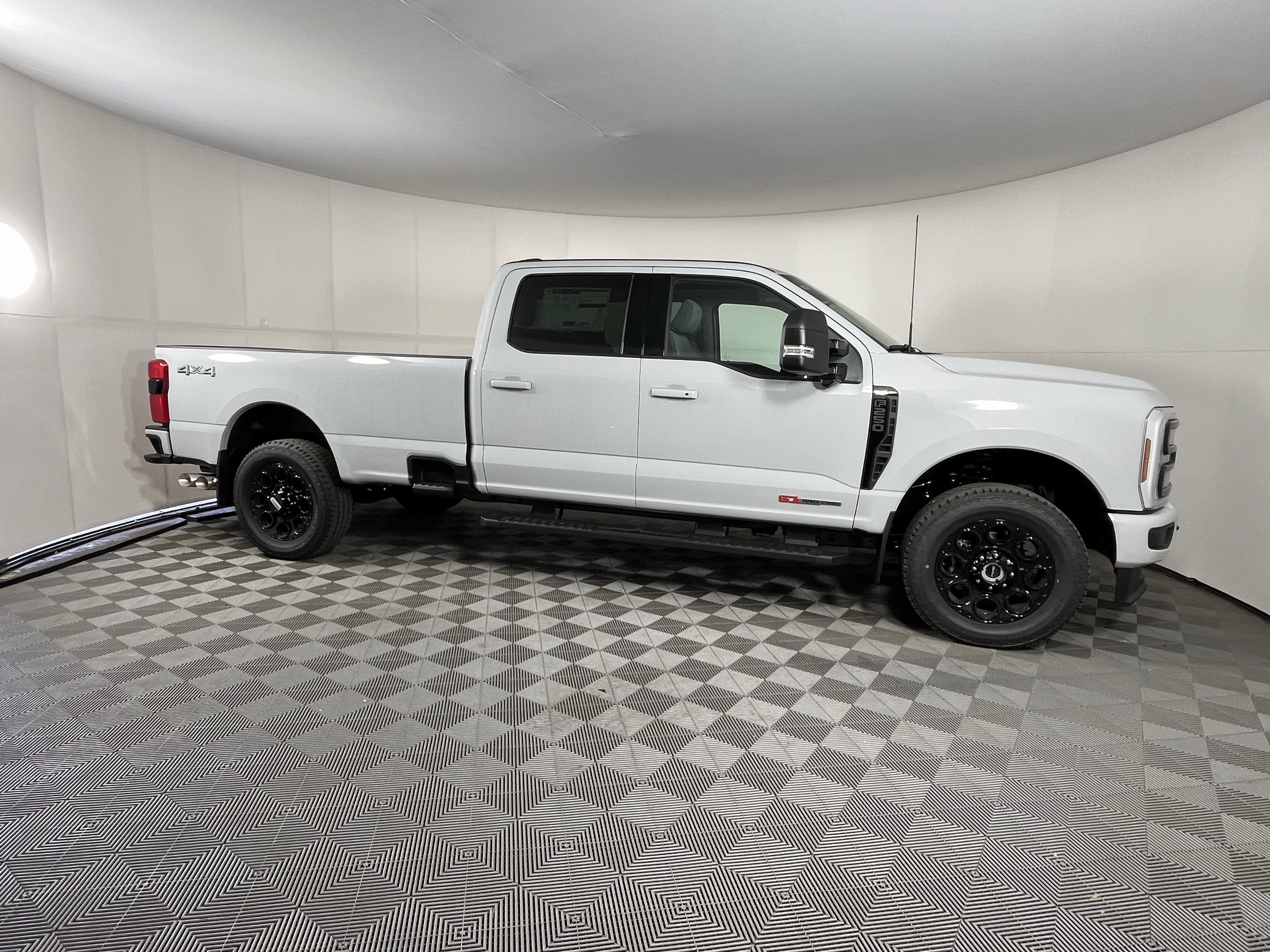 2026 Ford Super Duty F-250 SRW XLT 4WD Crew Cab 6.75' Box