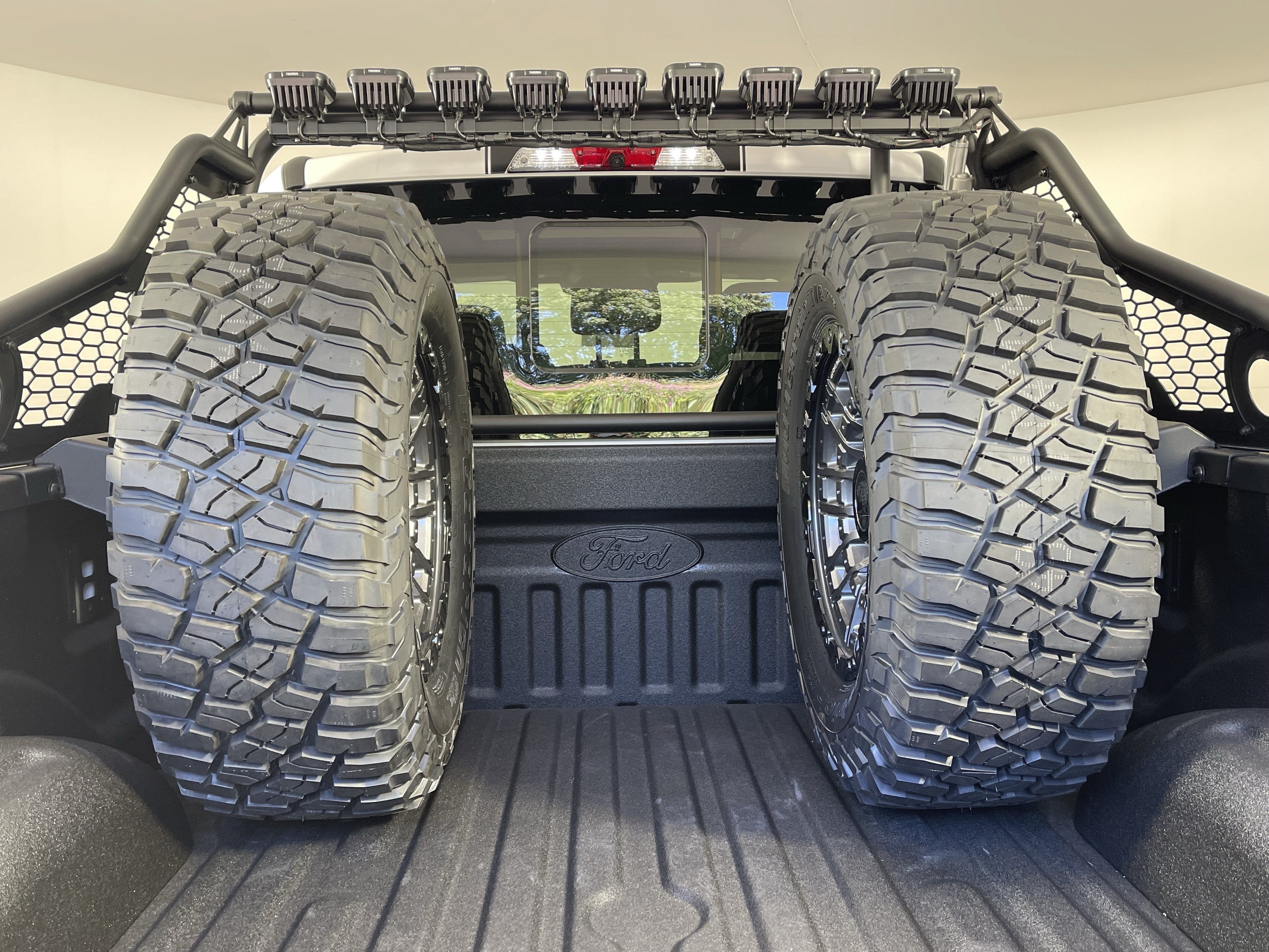 2026 Ford Super Duty F-250 SRW Shelby Super Baja 4WD Crew Cab 6.75' Box