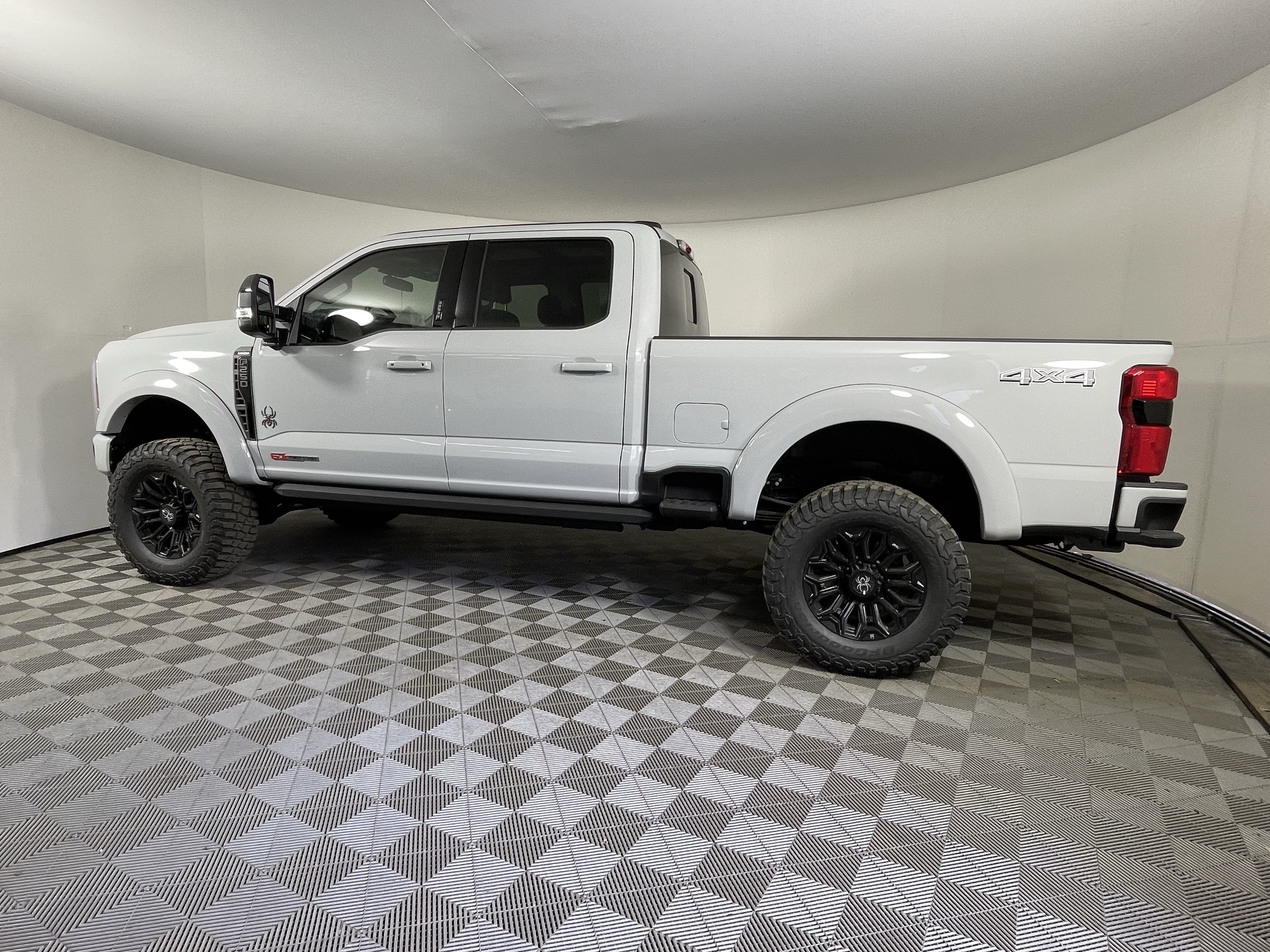 2026 Ford Super Duty F-250 SRW LARIAT 4WD Crew Cab 6.75' Box
