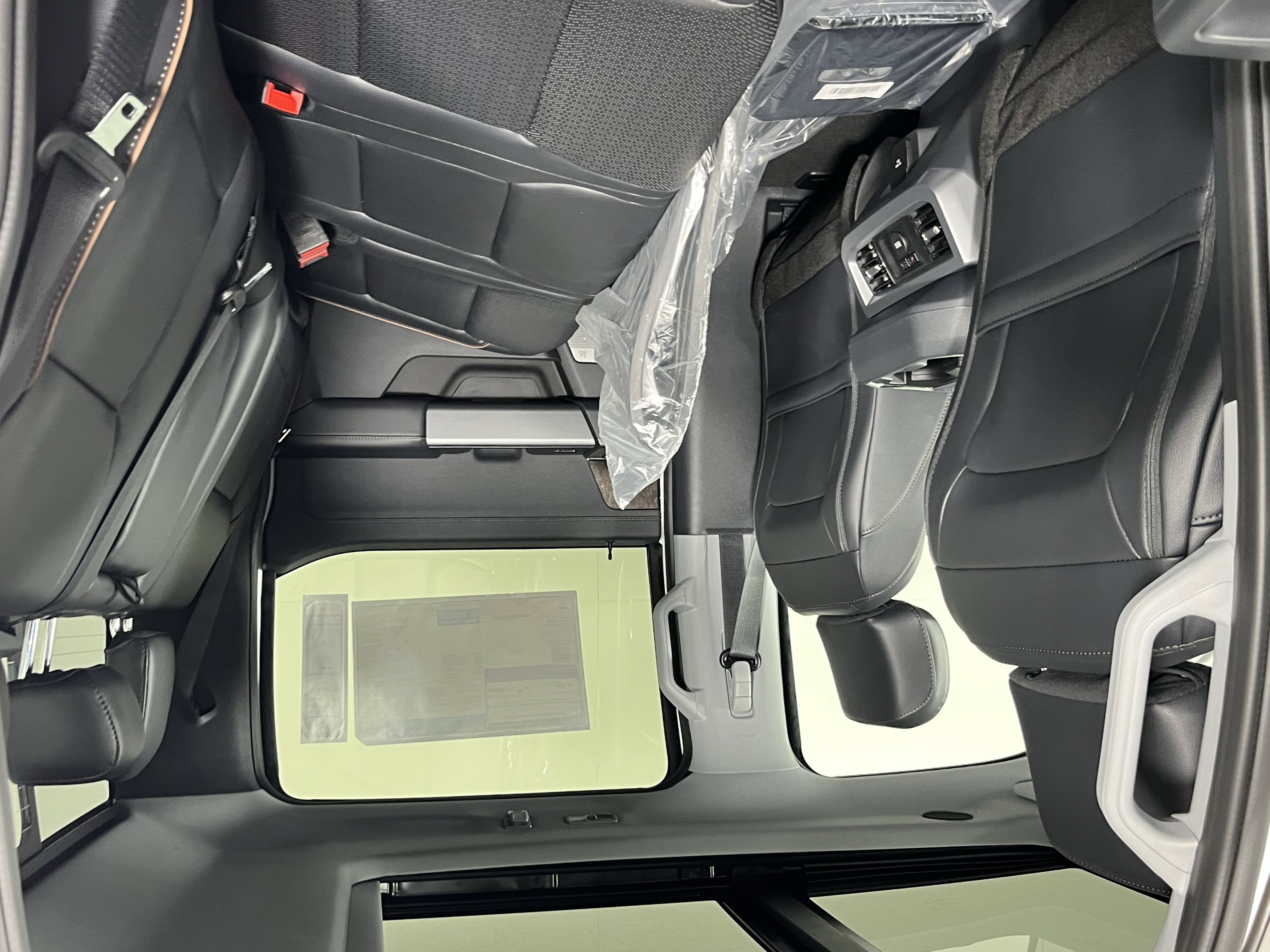 2026 Ford Super Duty F-250 SRW LARIAT 4WD Crew Cab 6.75' Box