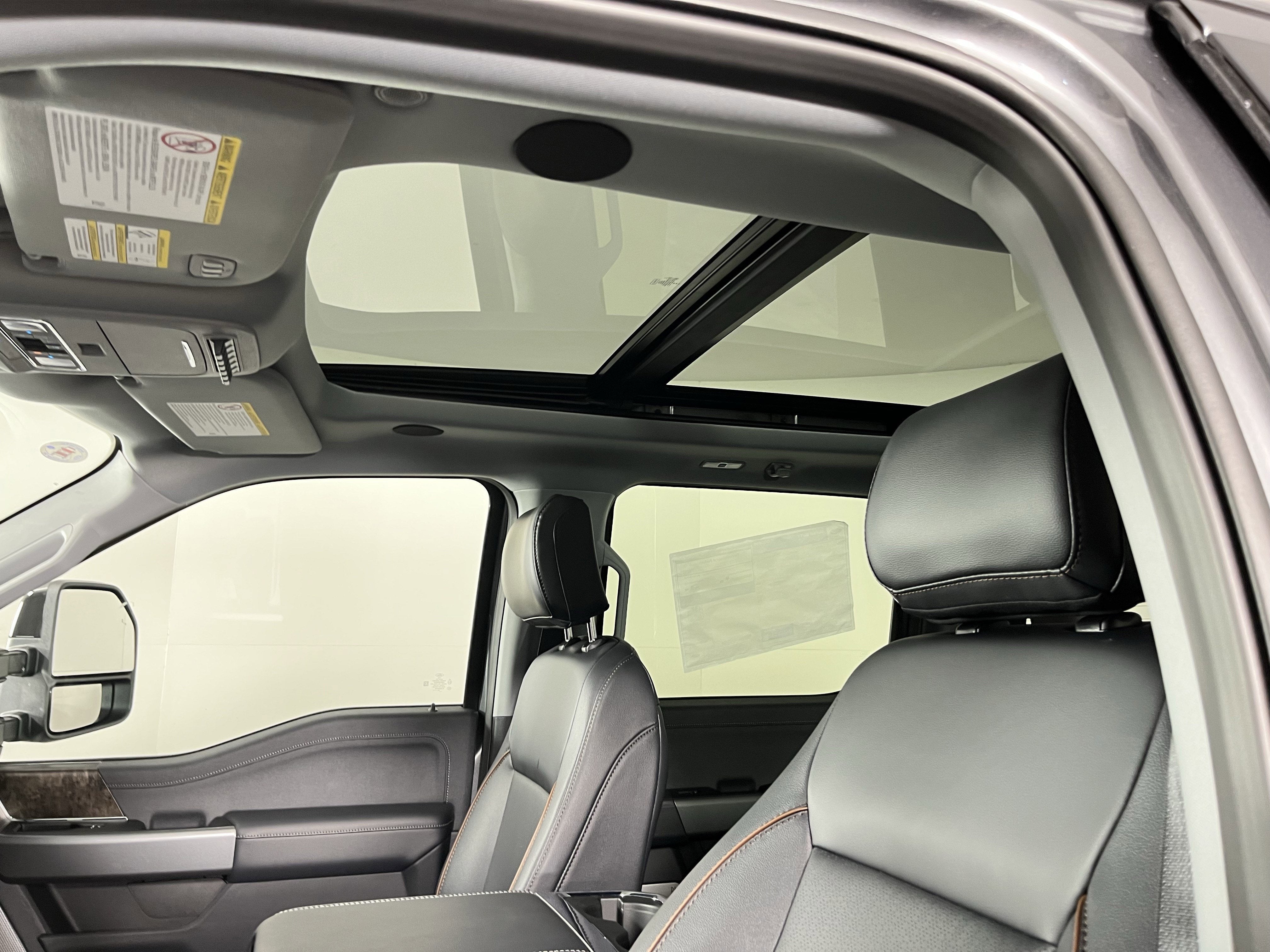 2026 Ford Super Duty F-250 SRW LARIAT 4WD Crew Cab 6.75' Box