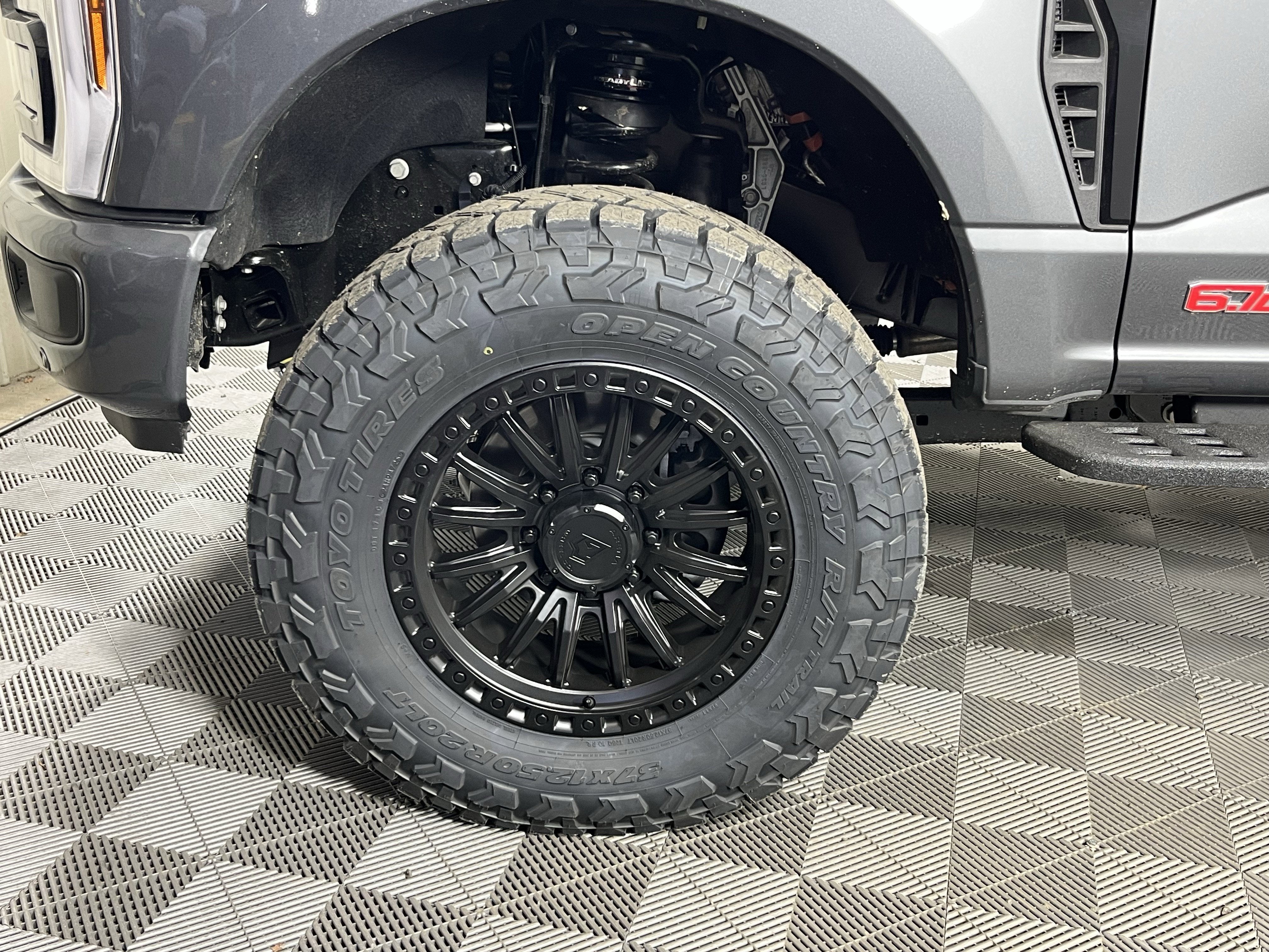 2026 Ford Super Duty F-250 SRW LARIAT 4WD Crew Cab 6.75' Box