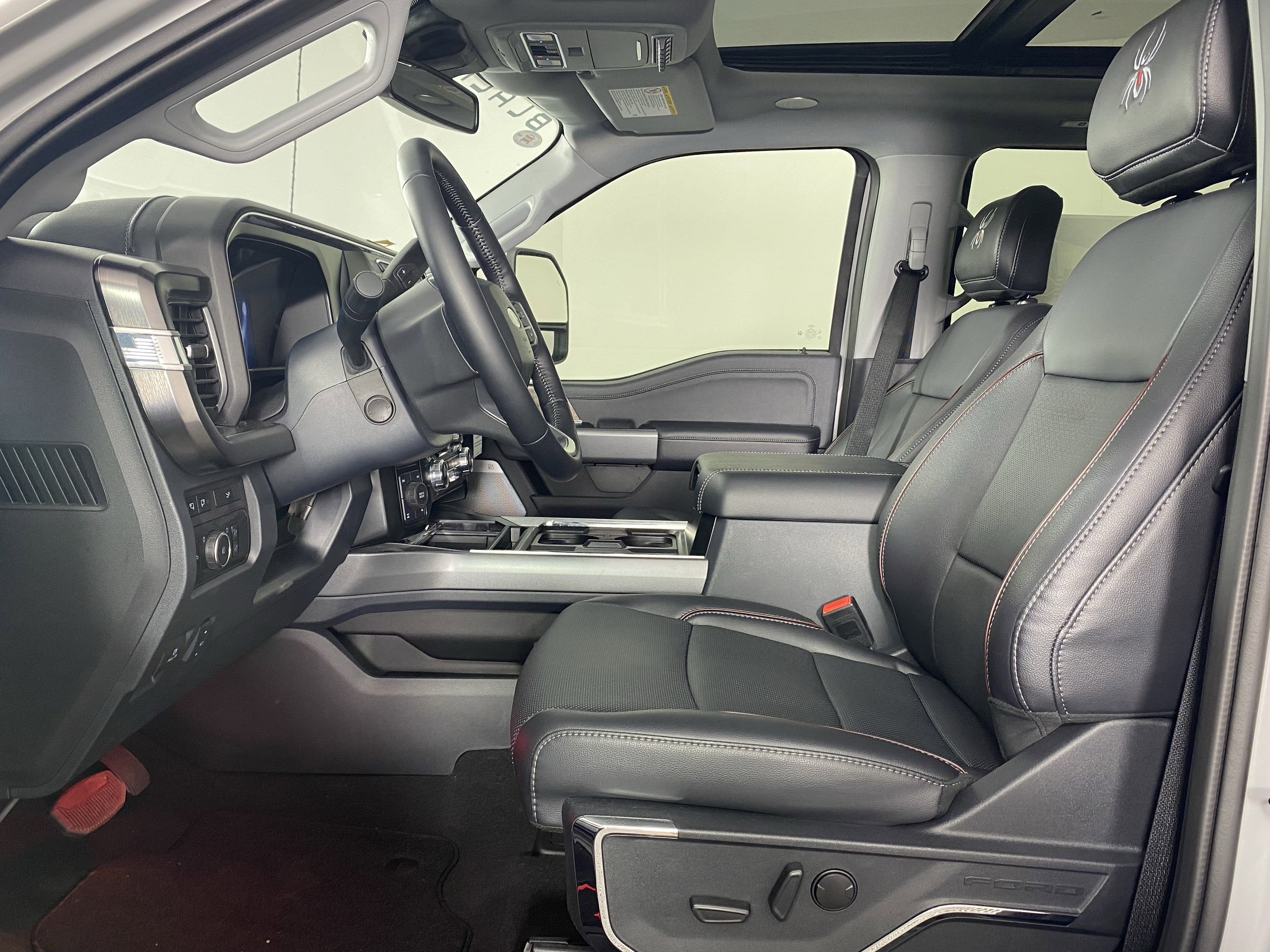 2024 Ford Super Duty F-250 Custom Black Widow Lariat 4WD Crew Cab 6.75' Box