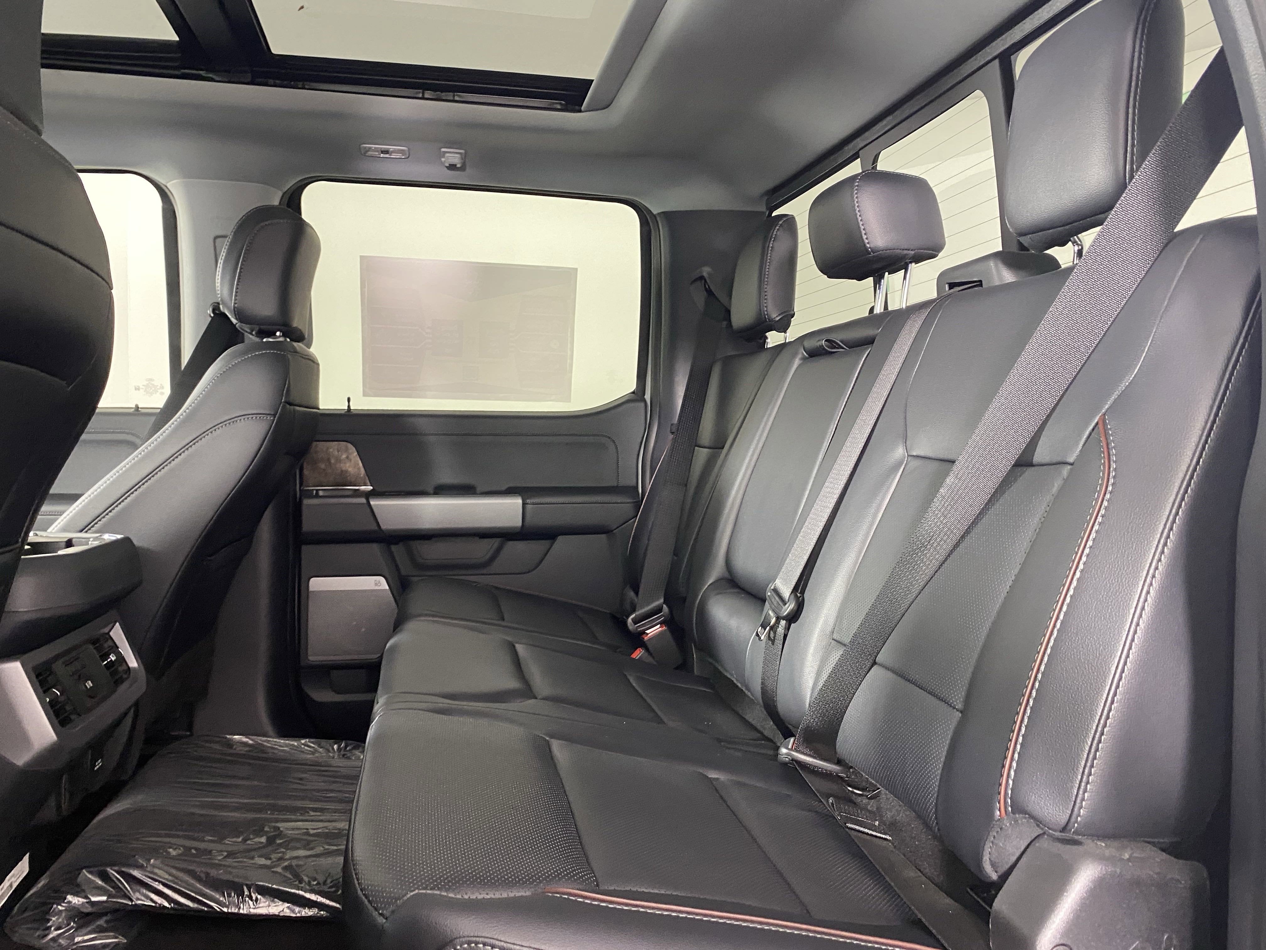 2024 Ford Super Duty F-250 Custom Black Widow Lariat 4WD Crew Cab 6.75' Box