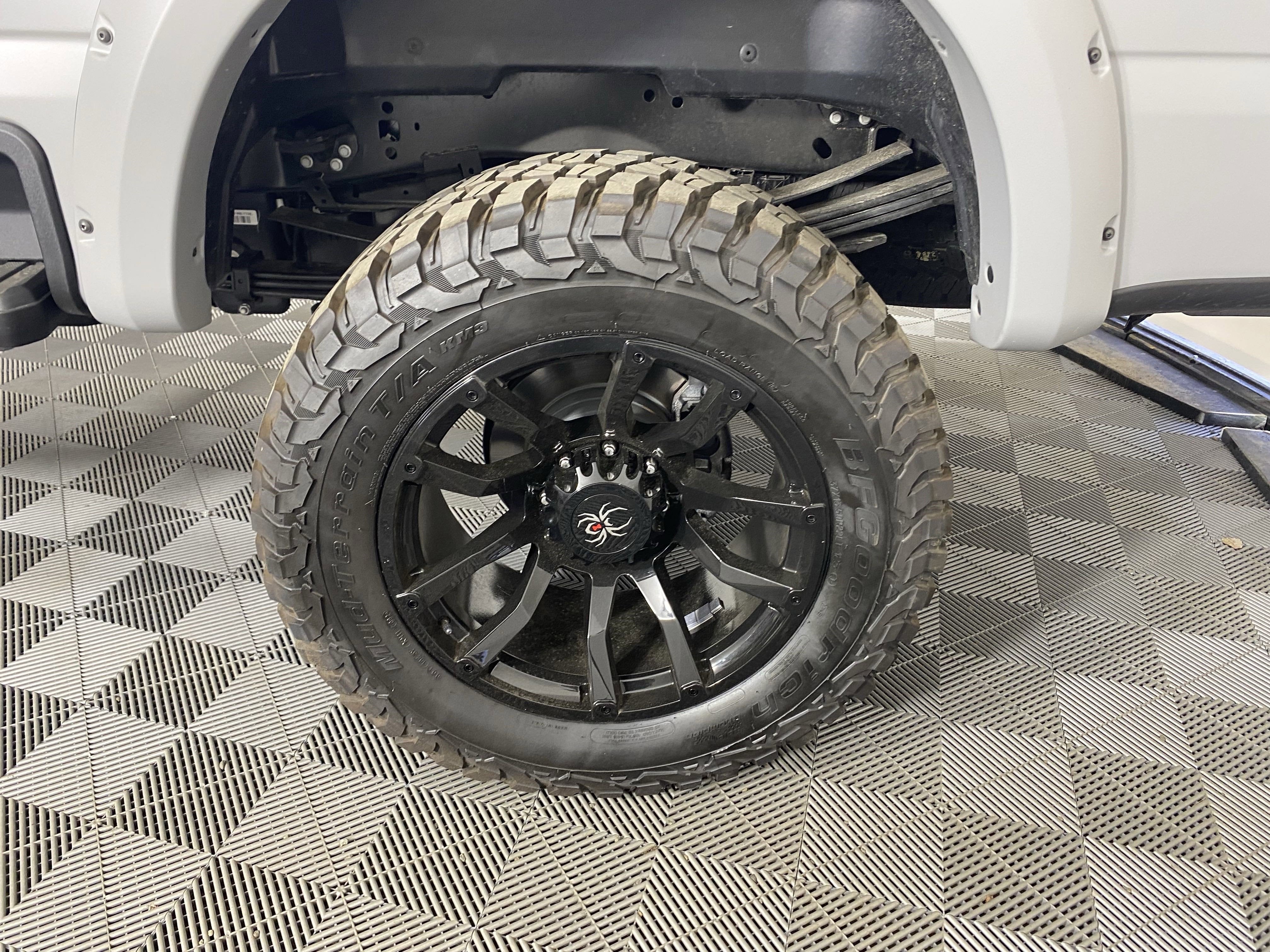 2024 Ford Super Duty F-250 Custom Black Widow Lariat 4WD Crew Cab 6.75' Box