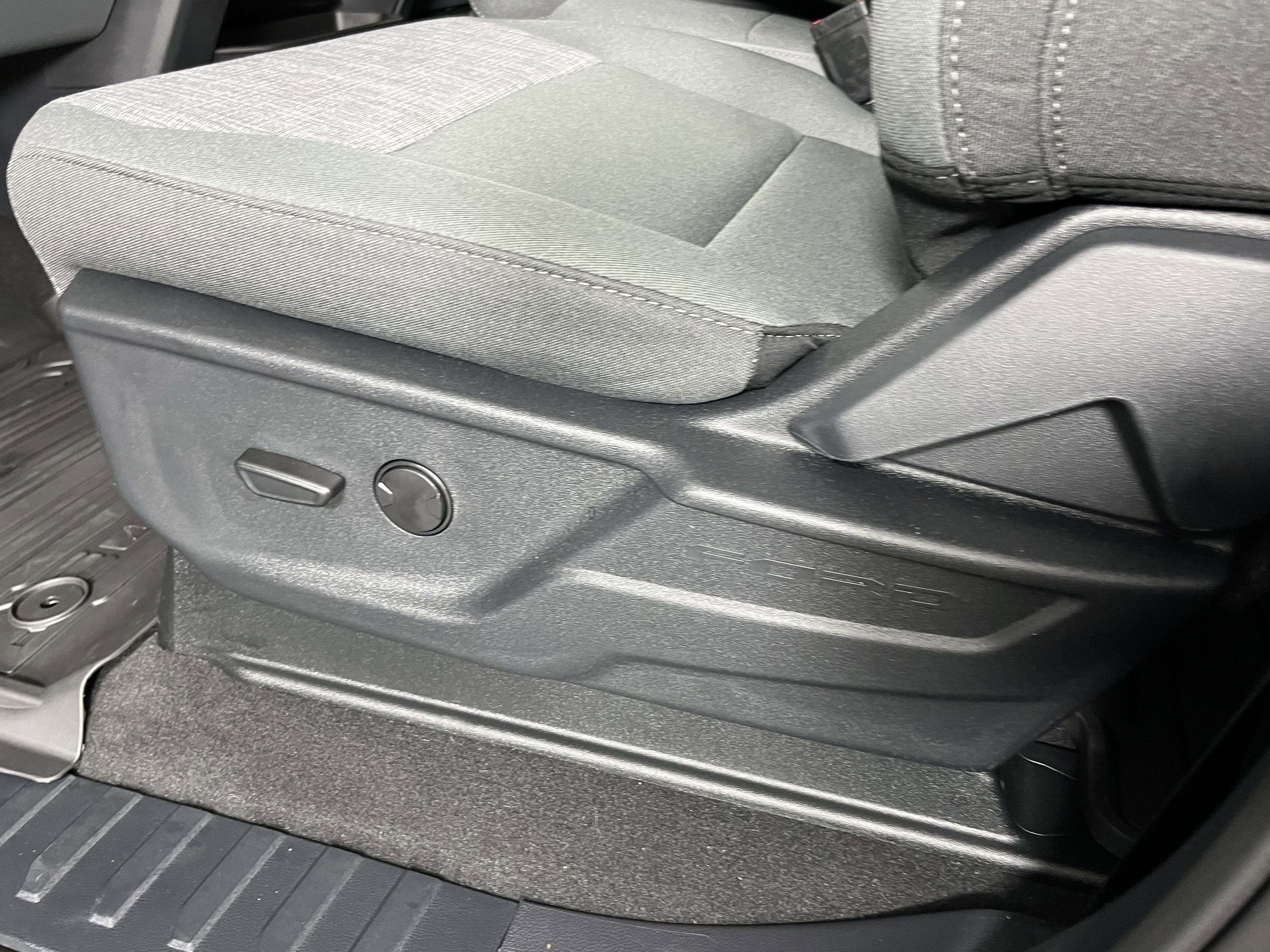 2026 Ford Super Duty F-250 SRW XLT 4WD Crew Cab 6.75' Box