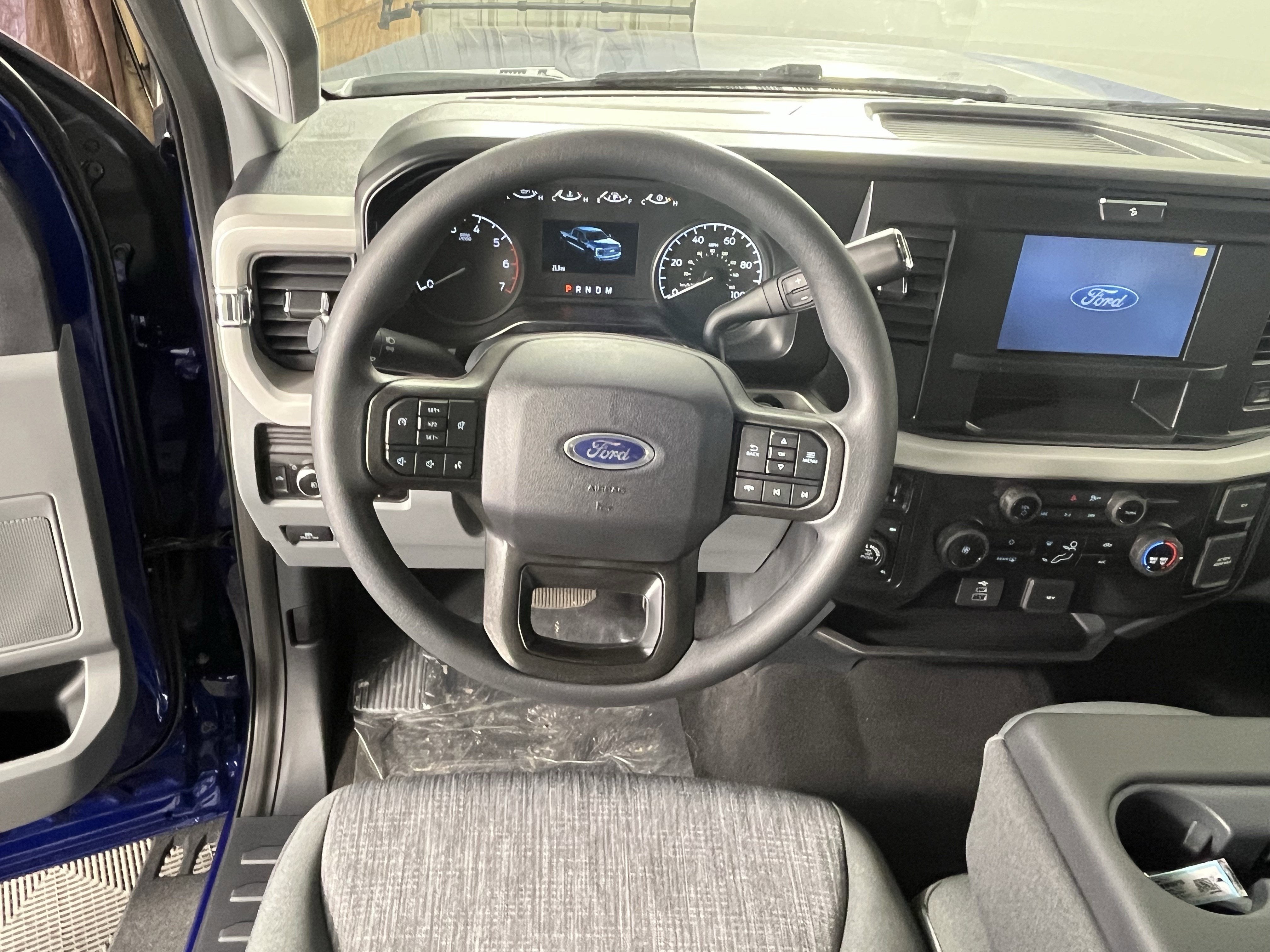 2026 Ford Super Duty F-250 SRW XLT 4WD Crew Cab 6.75' Box