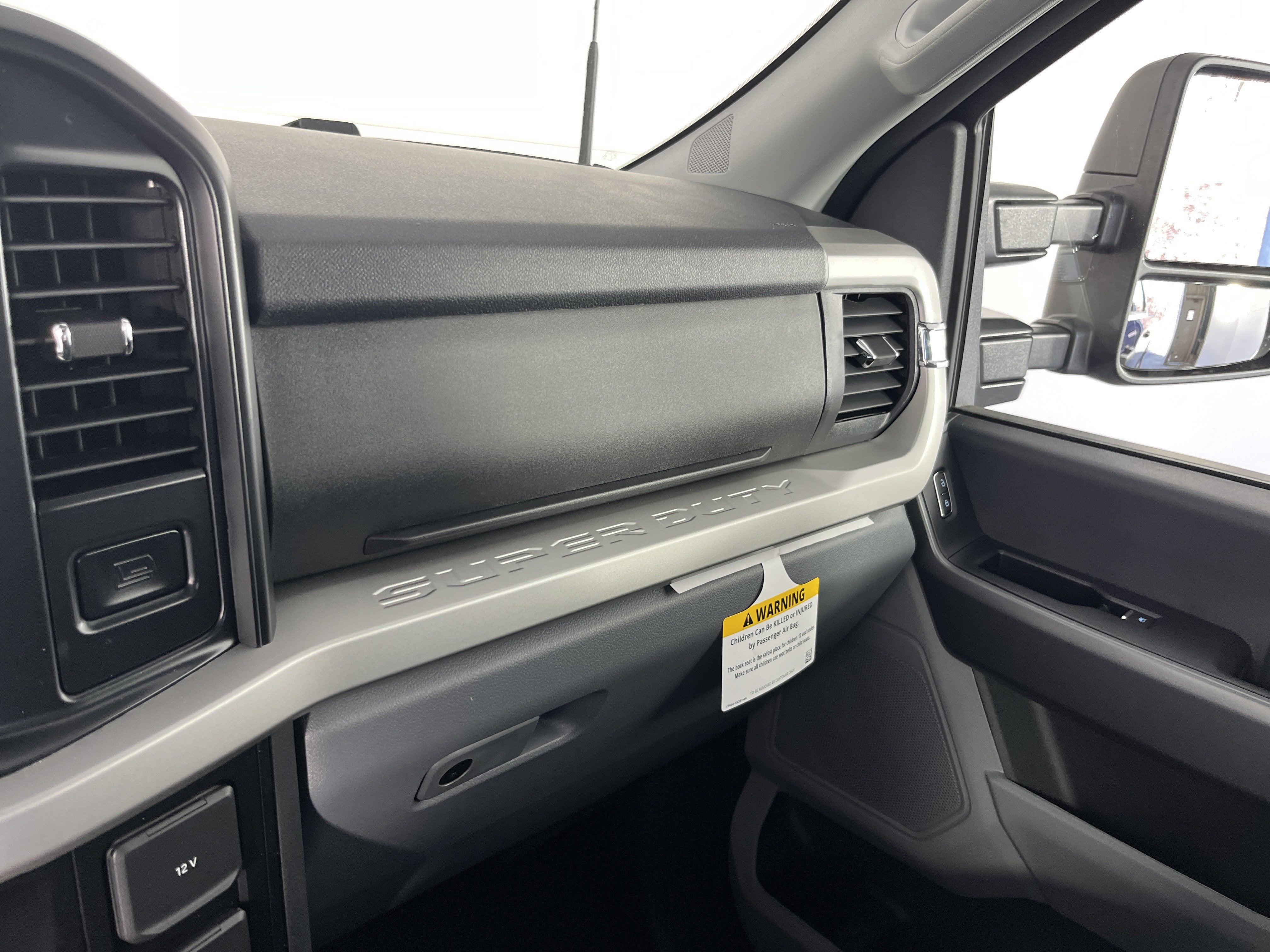 2026 Ford Super Duty F-250 SRW XLT 4WD Crew Cab 6.75' Box