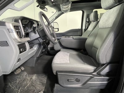 2026 Ford Super Duty F-250 SRW XLT 4WD Crew Cab 6.75' Box