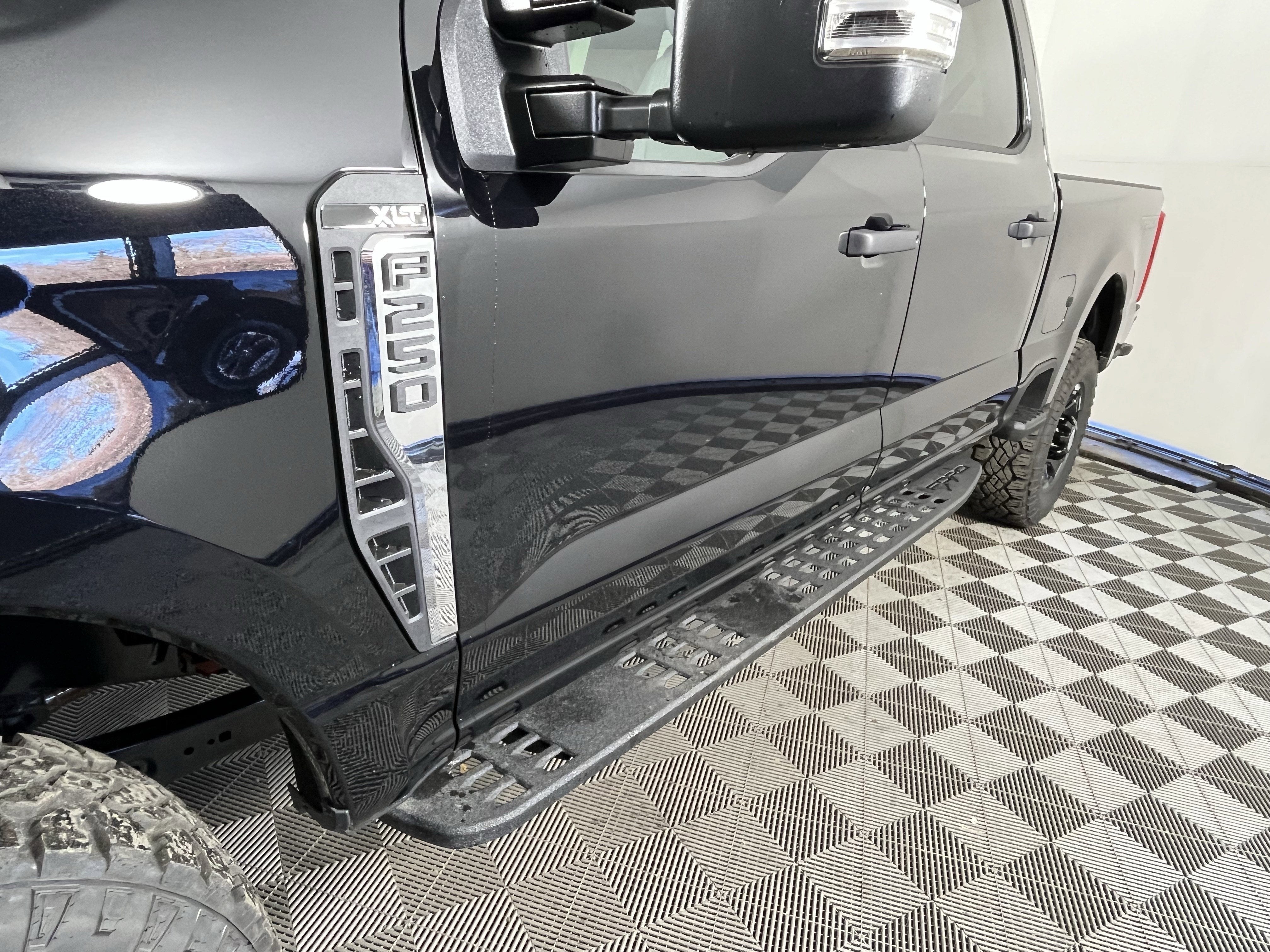 2026 Ford Super Duty F-250 SRW XLT 4WD Crew Cab 6.75' Box