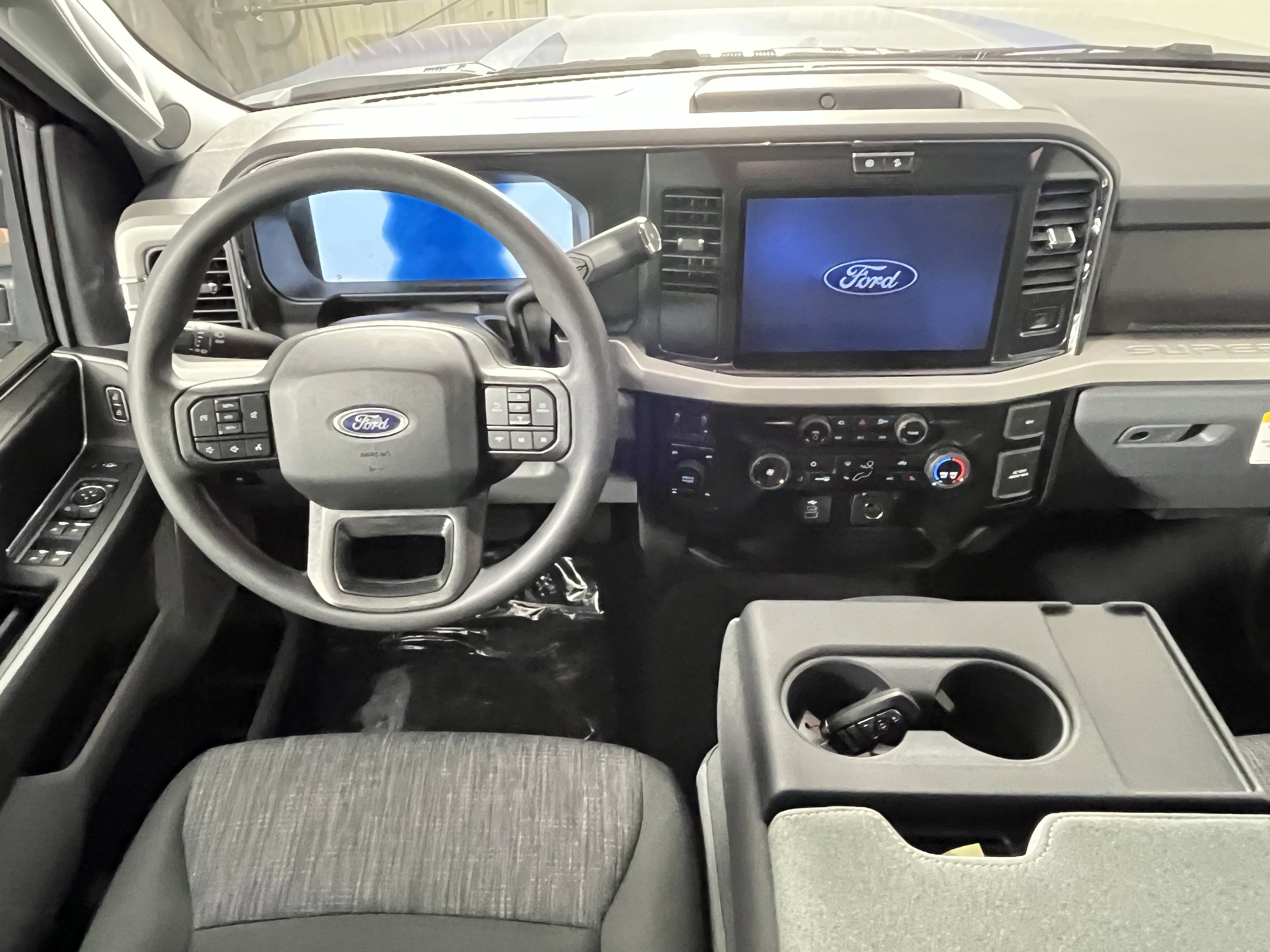 2026 Ford Super Duty F-250 SRW XLT 4WD Crew Cab 6.75' Box