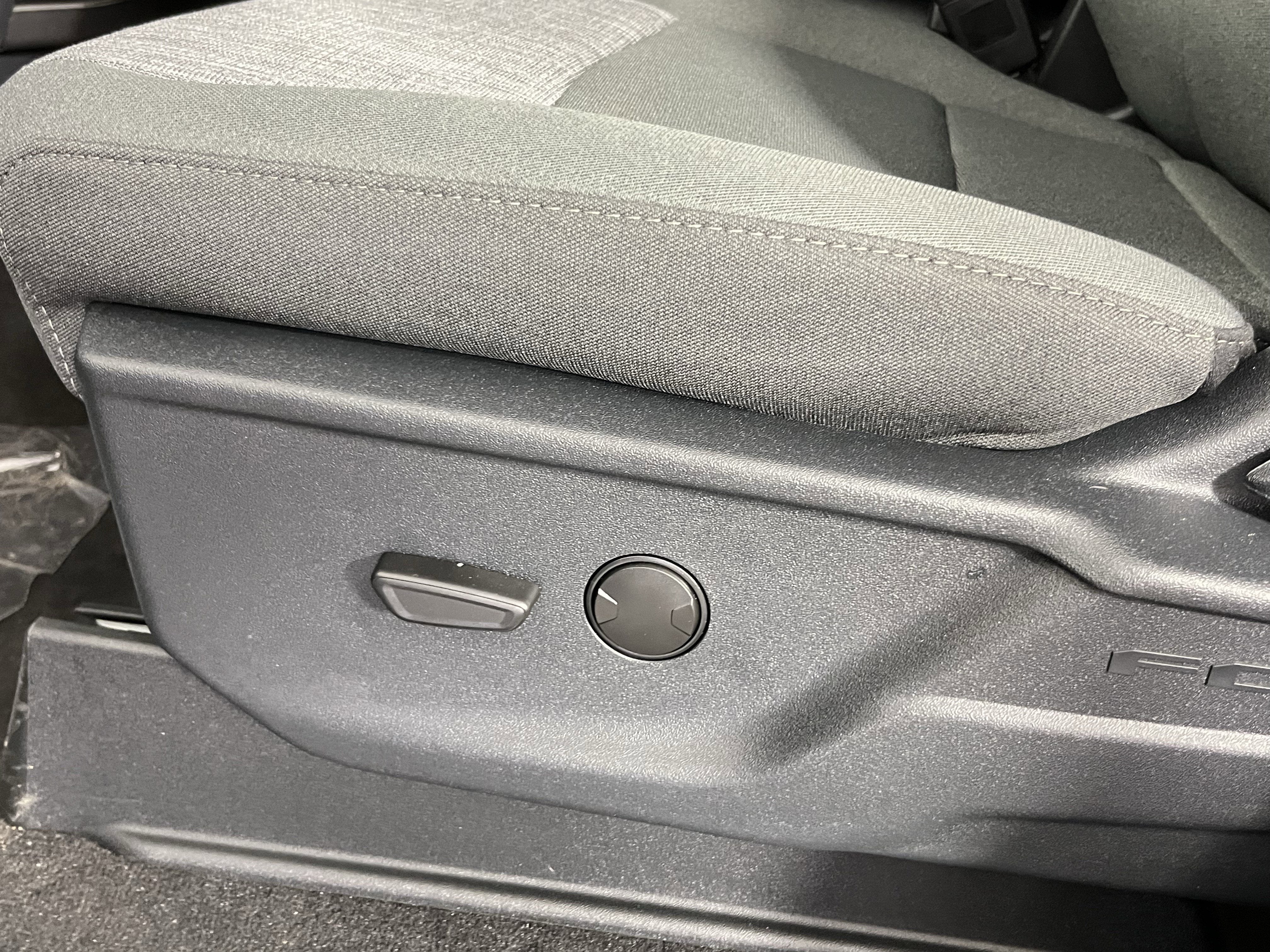 2026 Ford Super Duty F-250 SRW XLT 4WD Crew Cab 6.75' Box