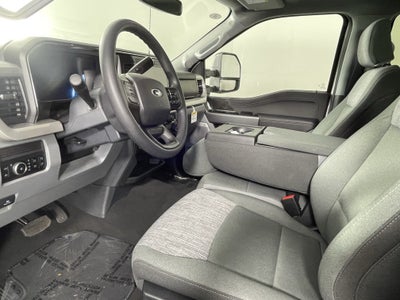 2026 Ford Super Duty F-250 SRW XLT 4WD Crew Cab 6.75' Box