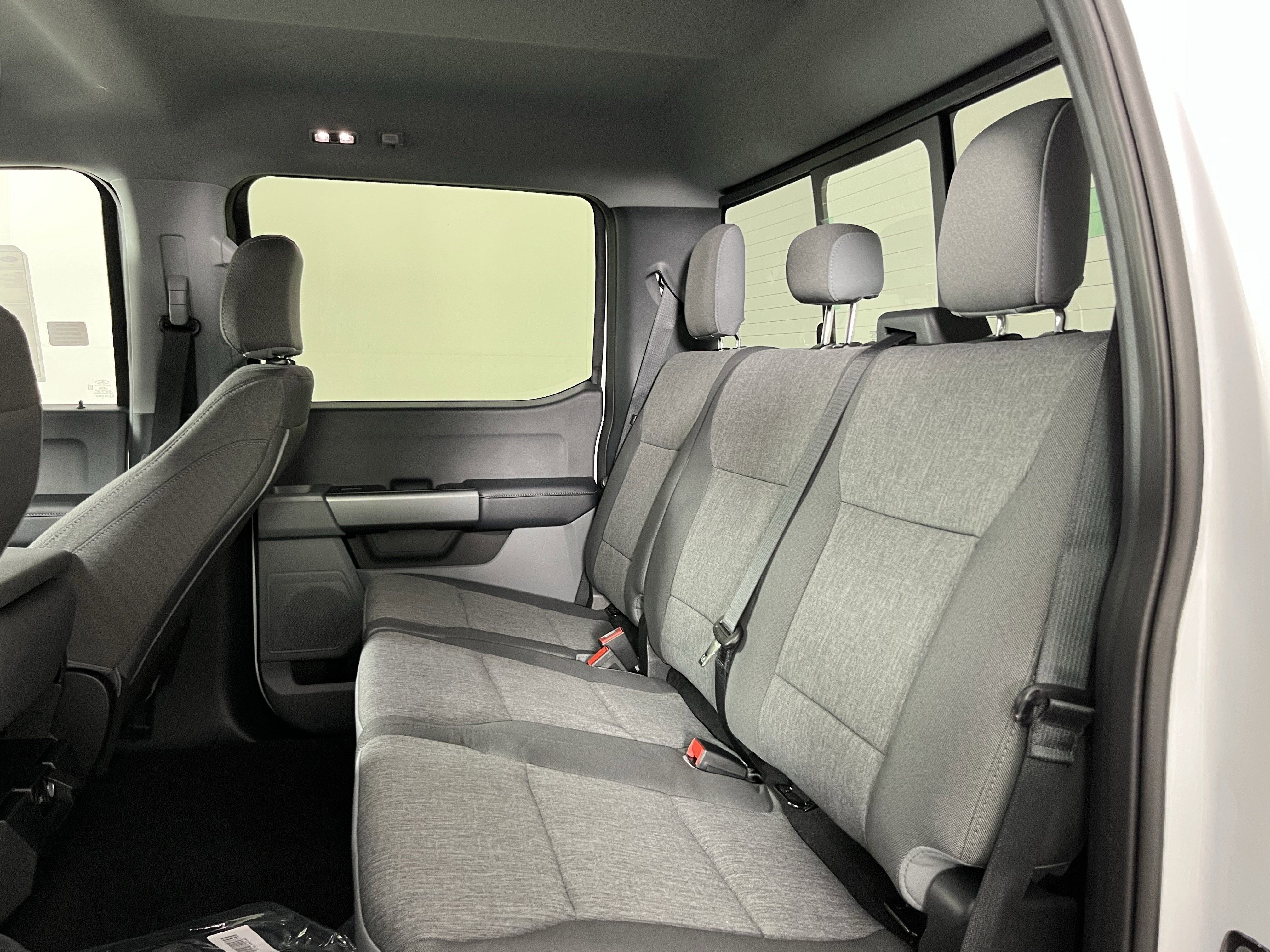 2026 Ford Super Duty F-250 SRW XL 4WD Crew Cab 6.75' Box