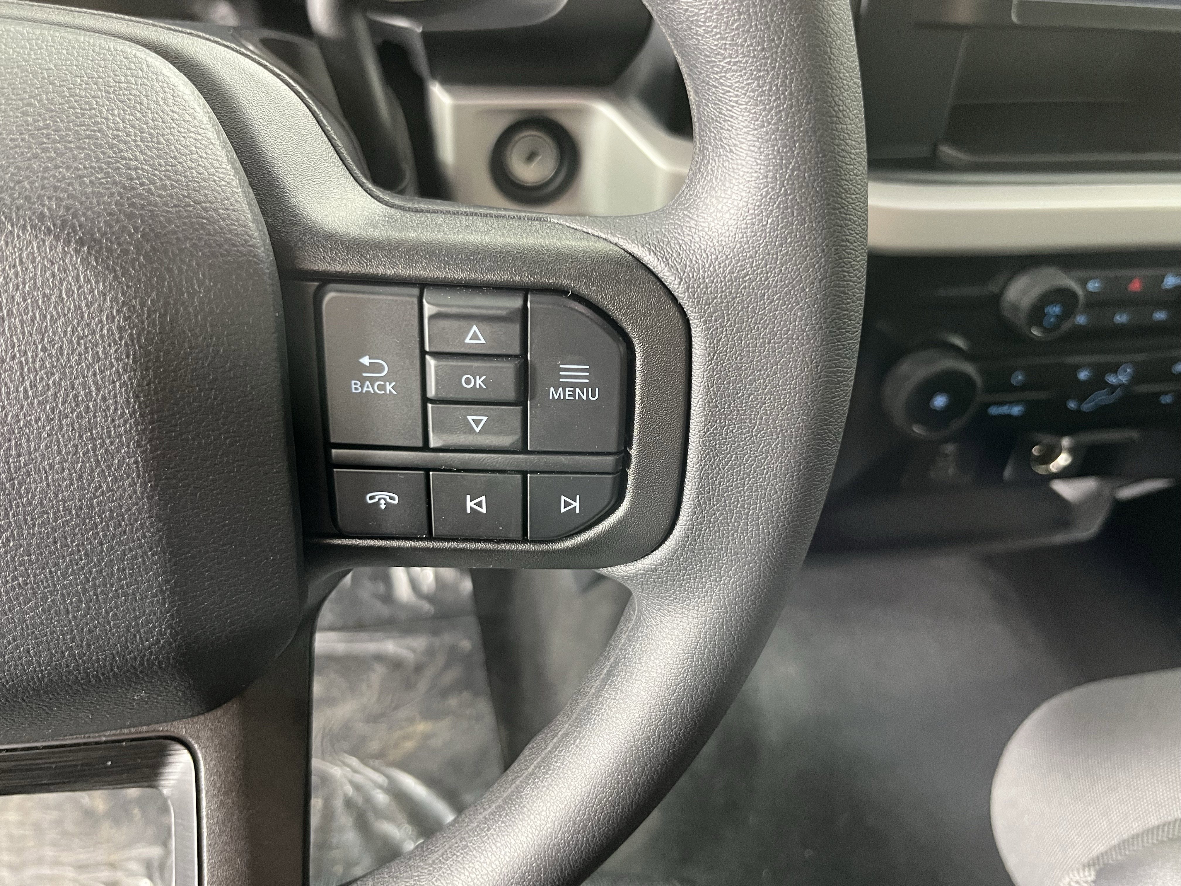 2026 Ford Super Duty F-250 SRW XL 4WD Crew Cab 6.75' Box