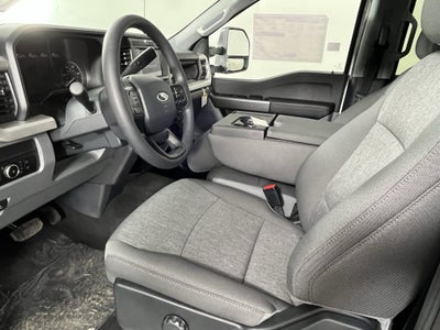 2026 Ford Super Duty F-250 SRW XL 4WD Crew Cab 6.75' Box