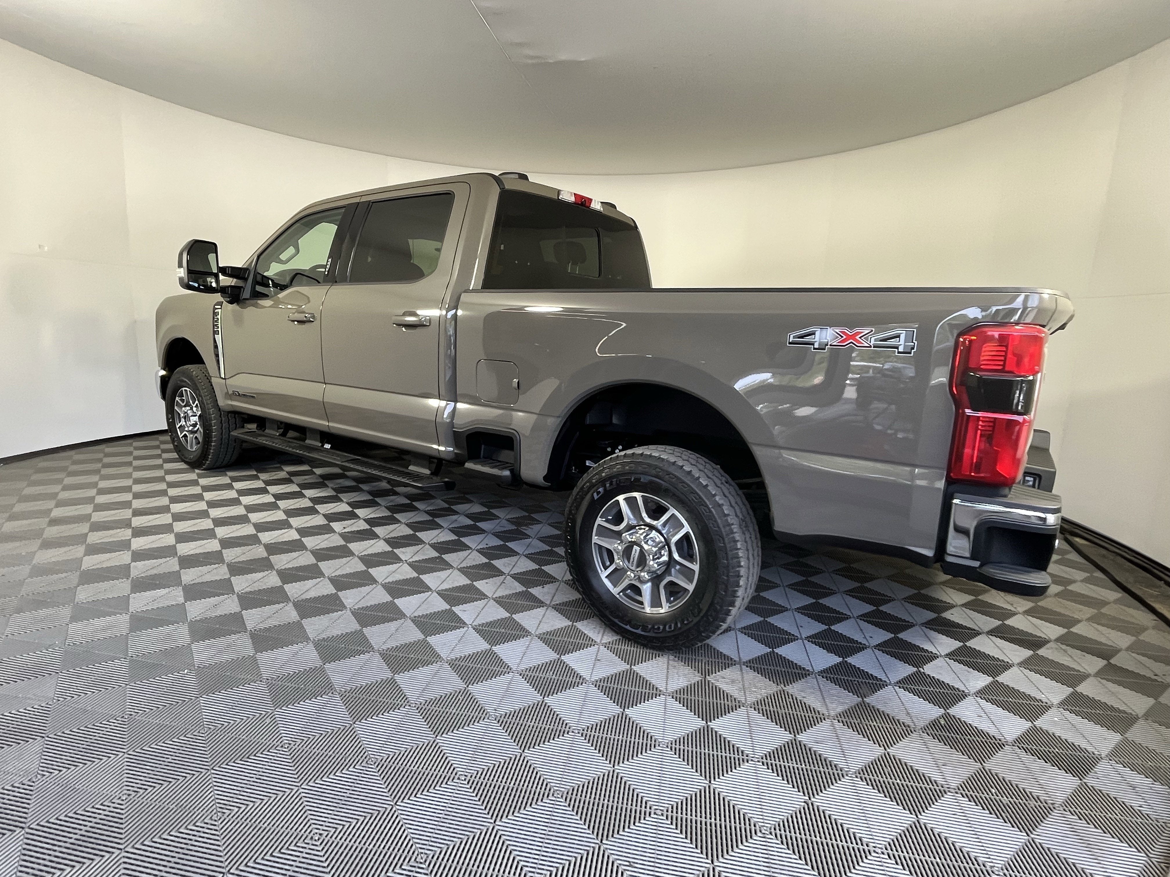 2026 Ford Super Duty F-250 SRW LARIAT 4WD Crew Cab 6.75' Box
