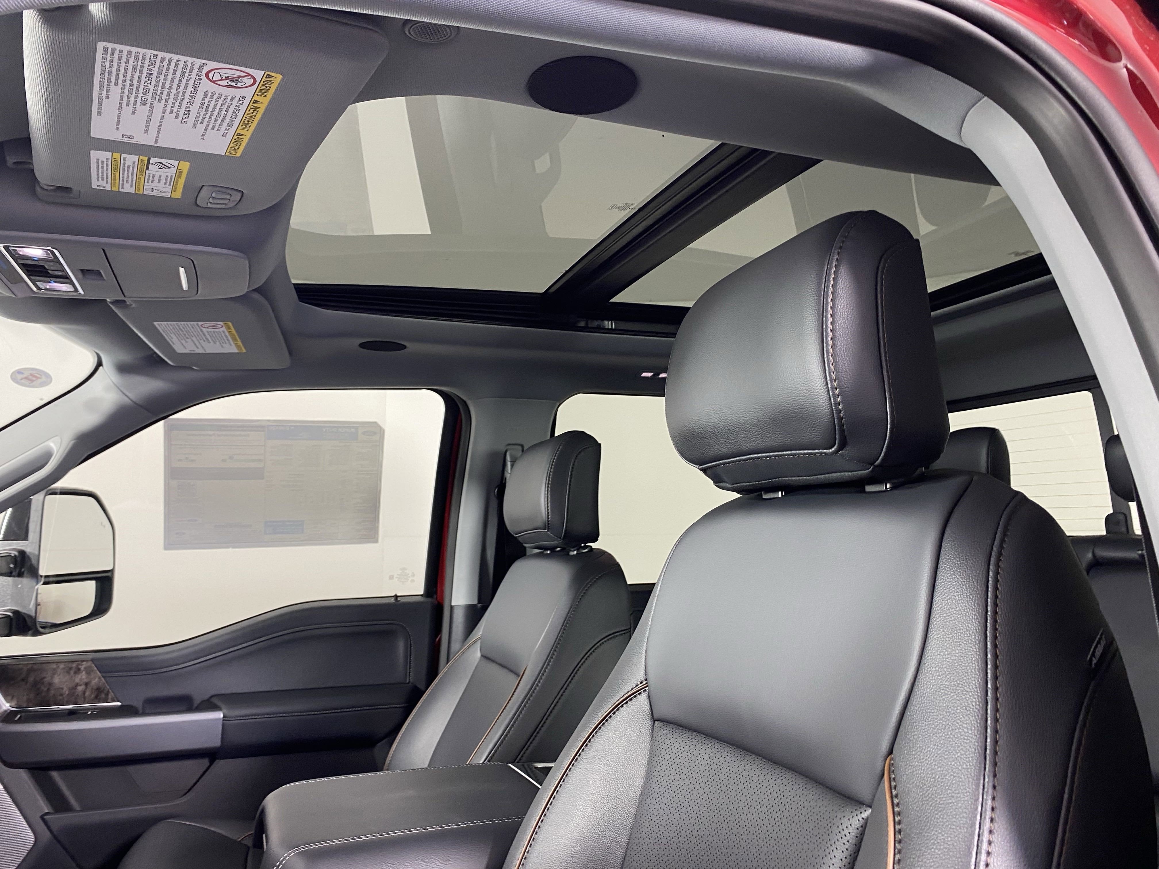 2025 Ford Super Duty F-250 SRW Lariat 4WD Crew Cab 6.75' Box