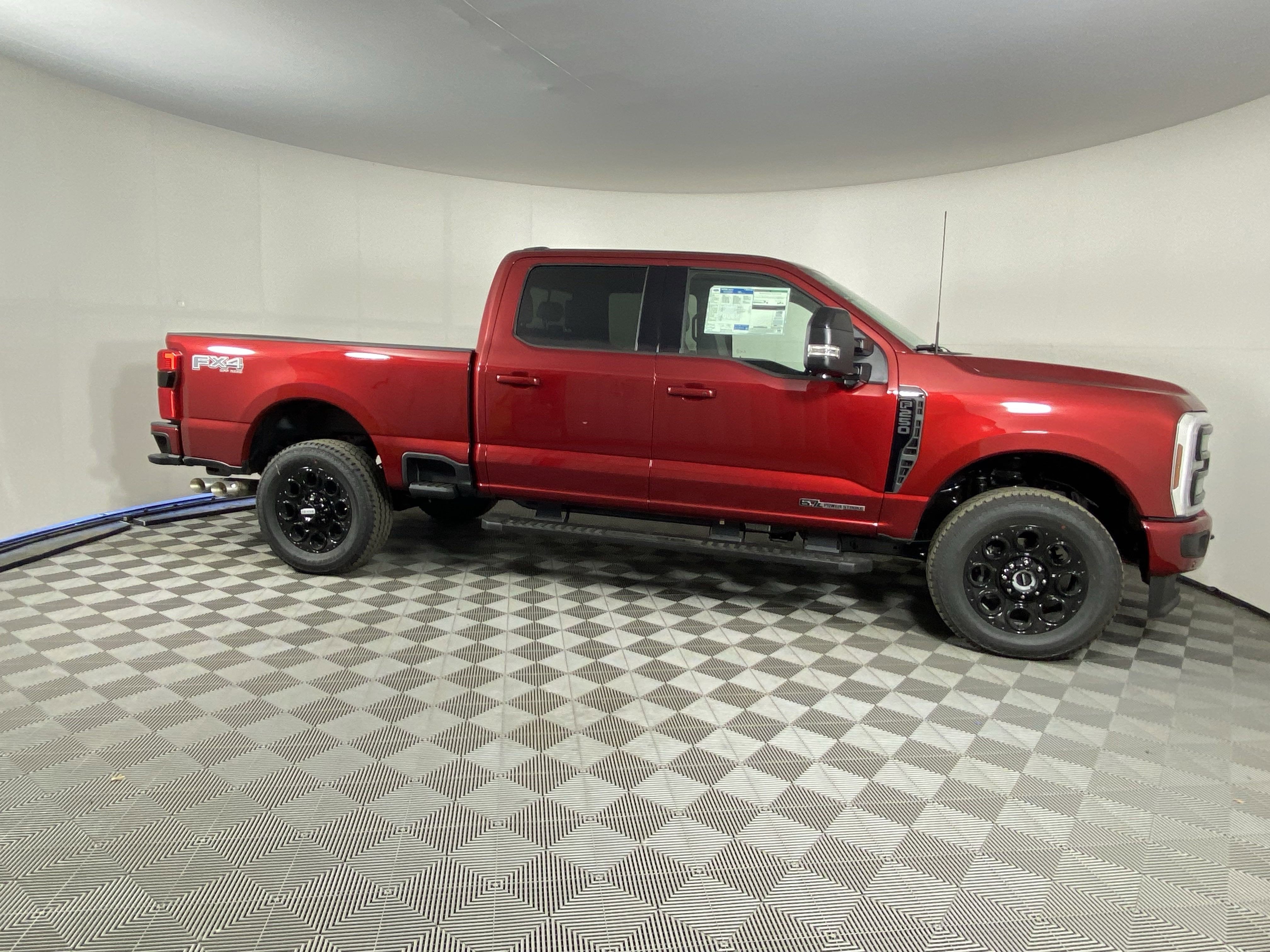 2025 Ford Super Duty F-250 SRW Lariat 4WD Crew Cab 6.75' Box