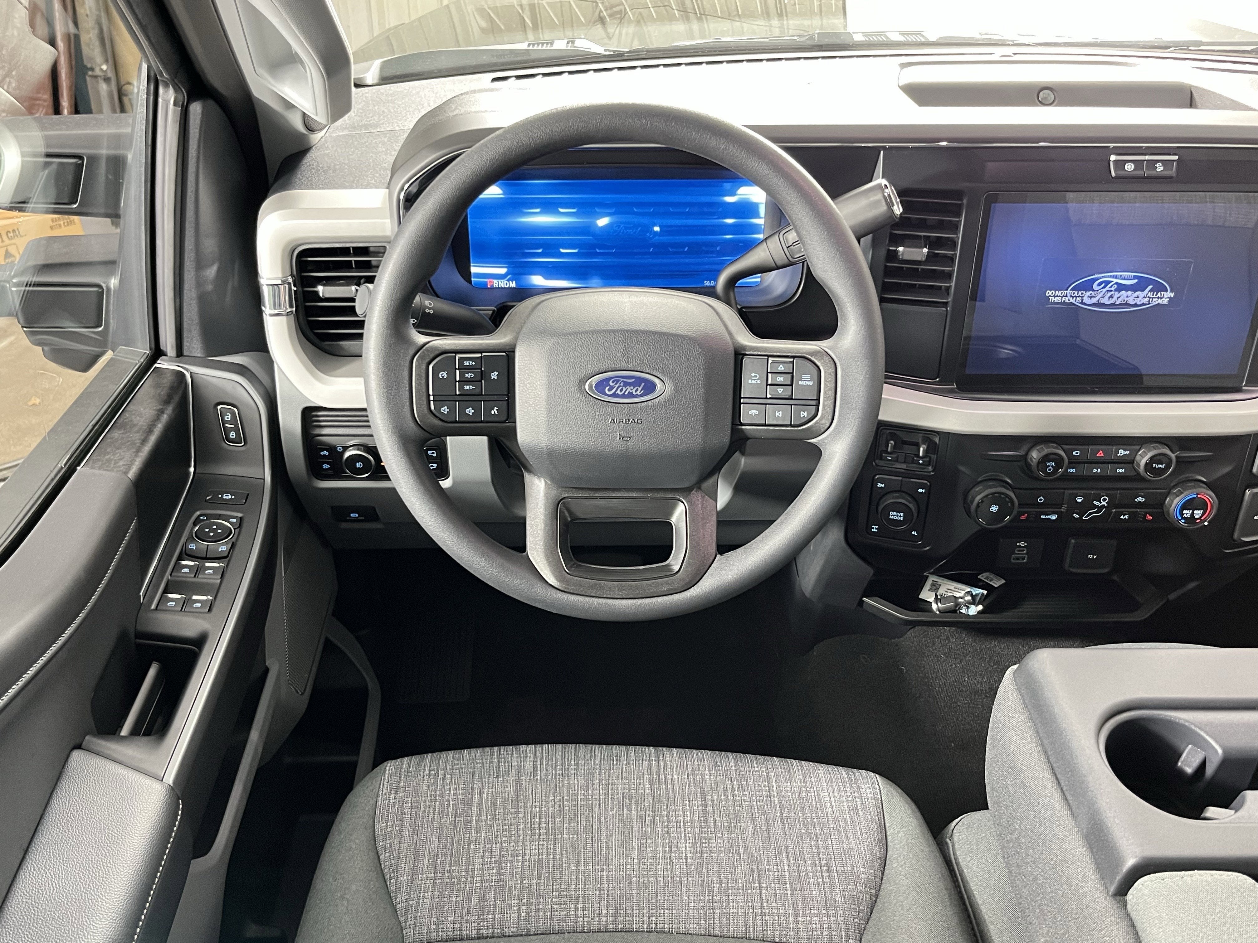 2026 Ford Super Duty F-250 SRW XLT 4WD Crew Cab 6.75' Box