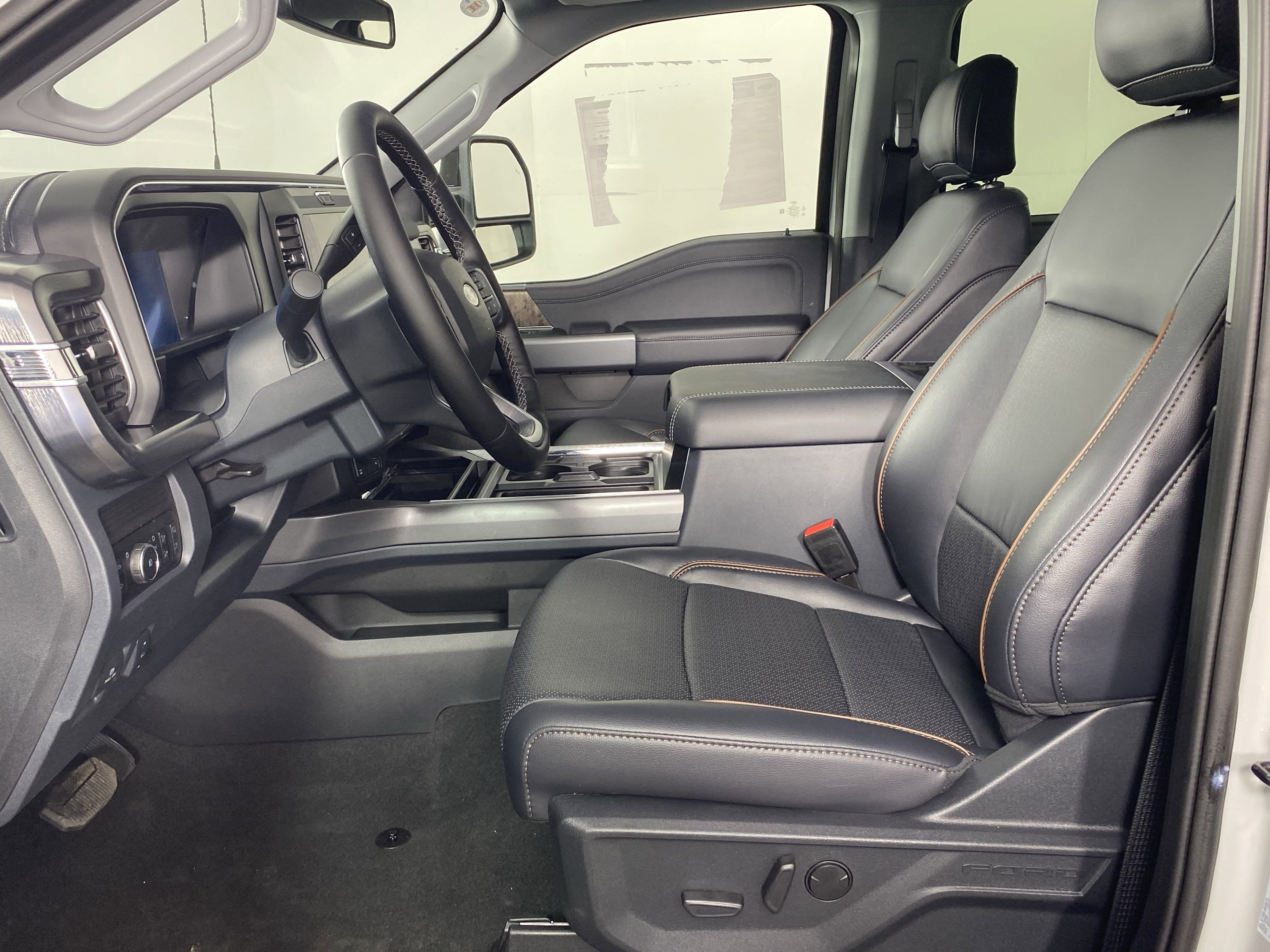 2025 Ford Super Duty F-250 SRW Lariat 4WD Crew Cab 6.75' Box