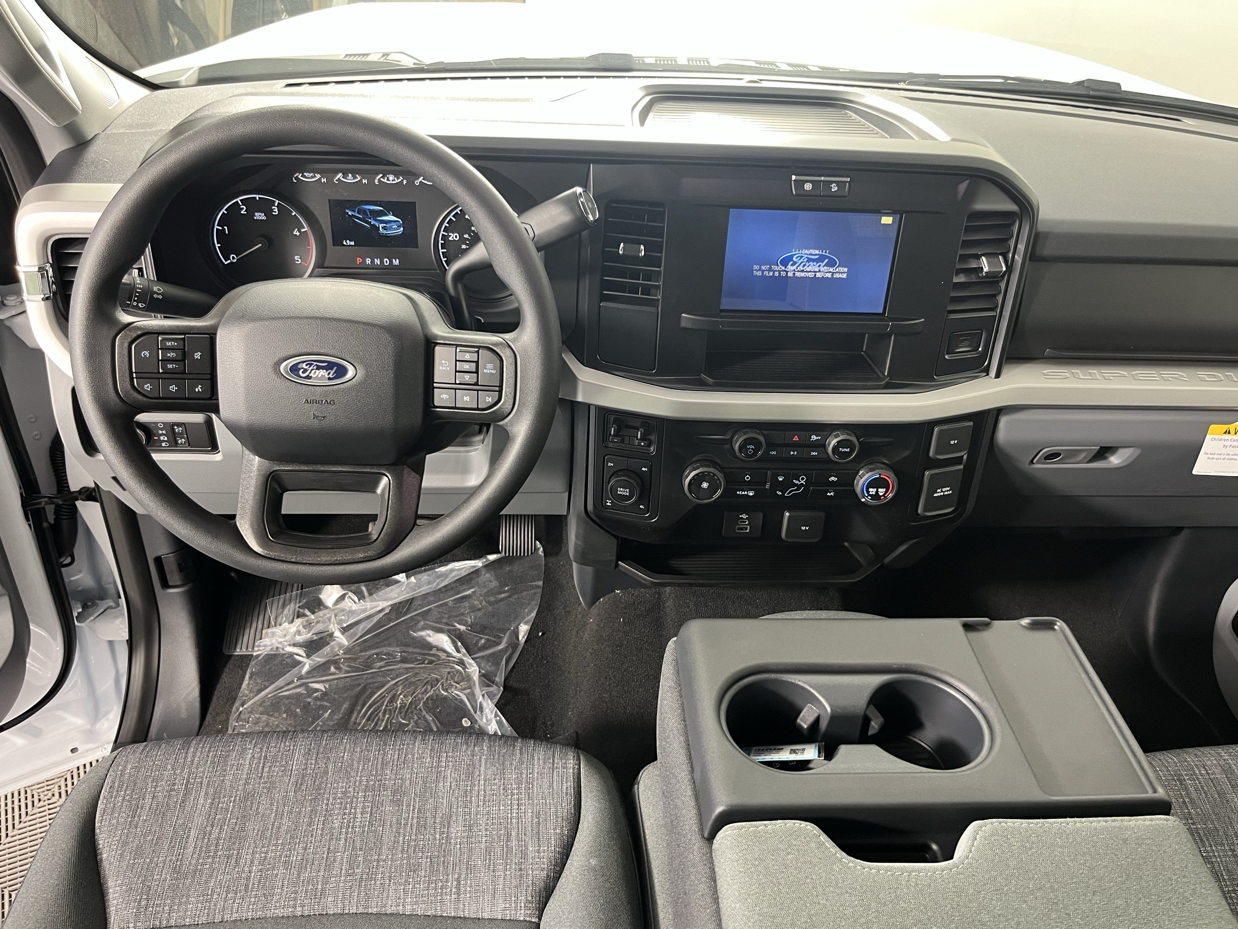2026 Ford Super Duty F-250 SRW XLT 4WD Crew Cab 6.75' Box