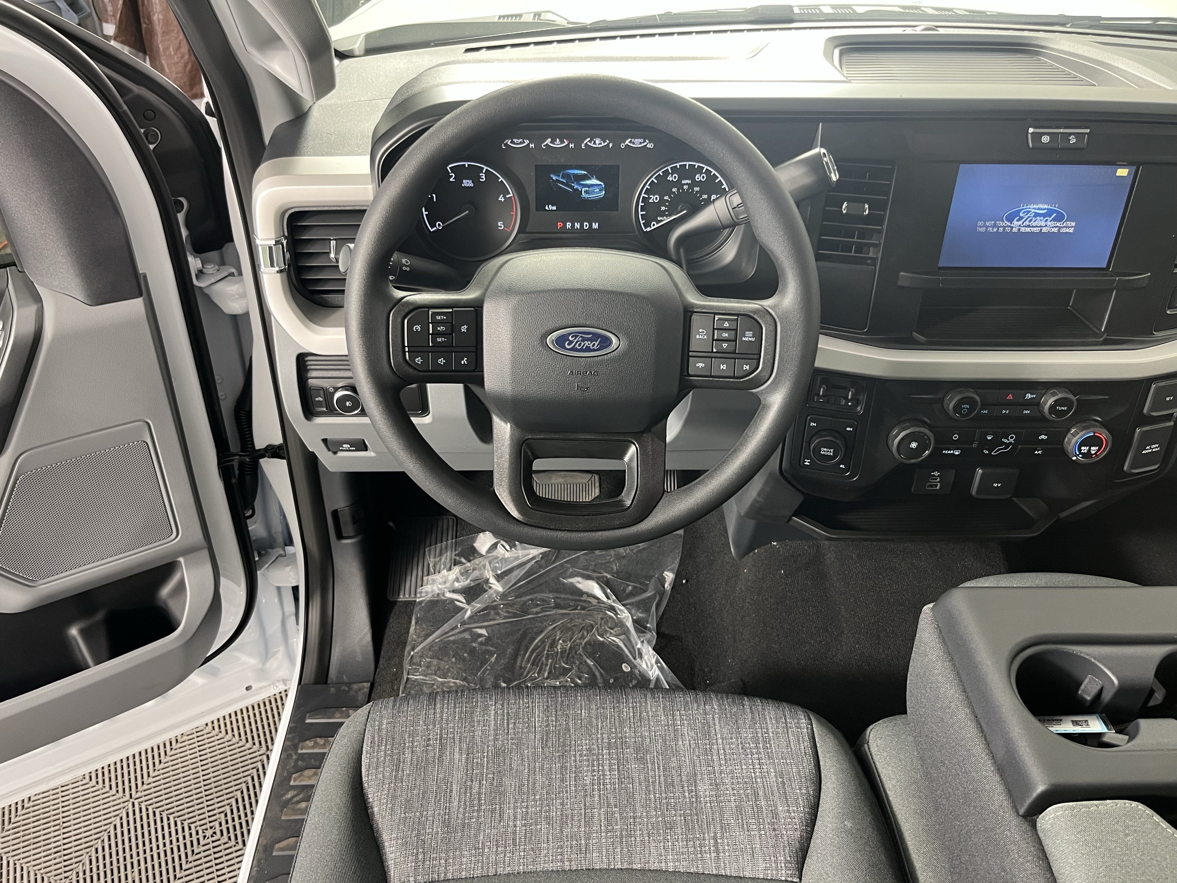 2026 Ford Super Duty F-250 SRW XLT 4WD Crew Cab 6.75' Box
