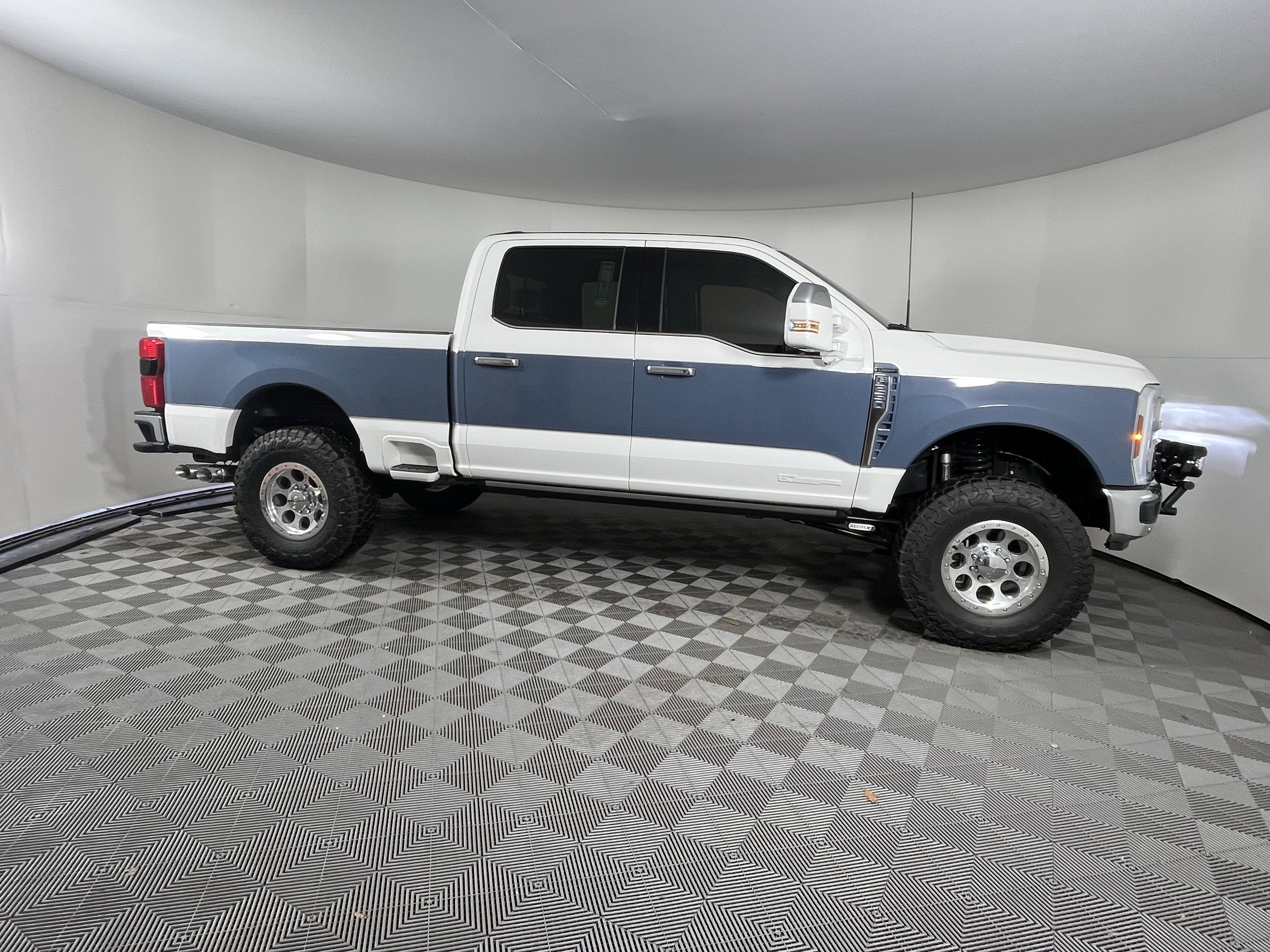 2025 Ford Super Duty F-250 SRW LARIAT