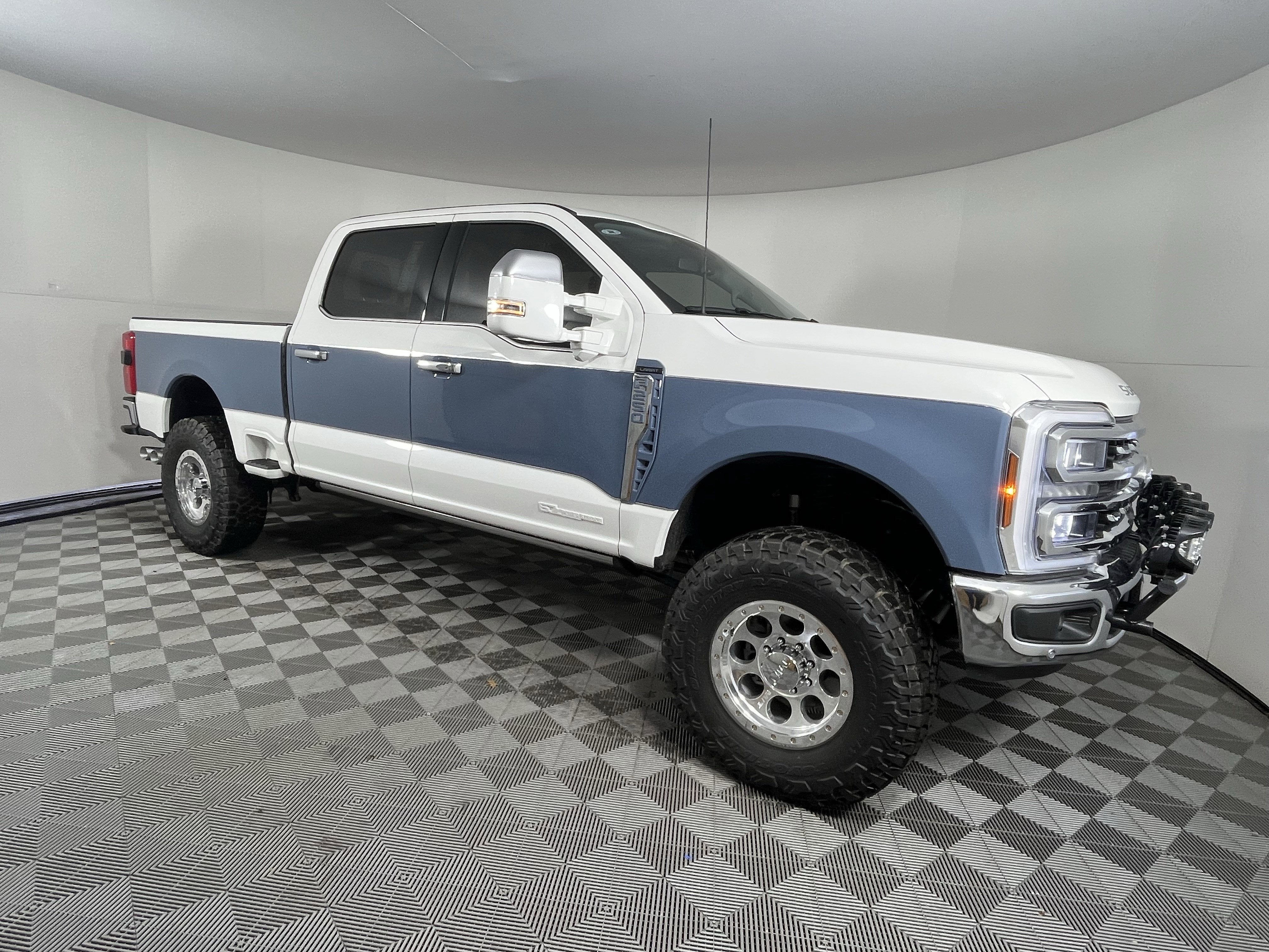 2025 Ford Super Duty F-250 SRW LARIAT