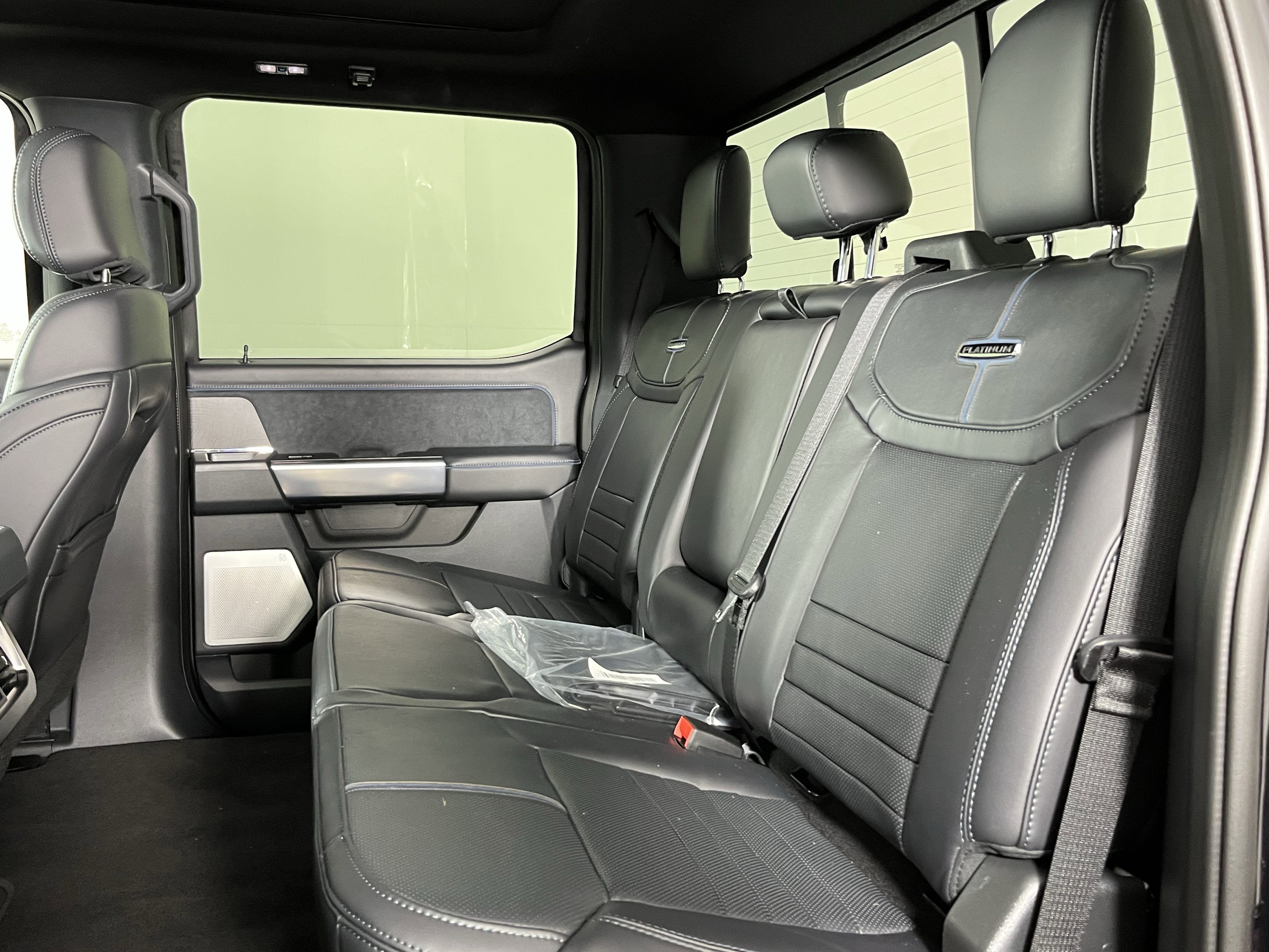 2025 Ford Super Duty F-250 SRW Platinum 4WD Crew Cab 6.75' Box