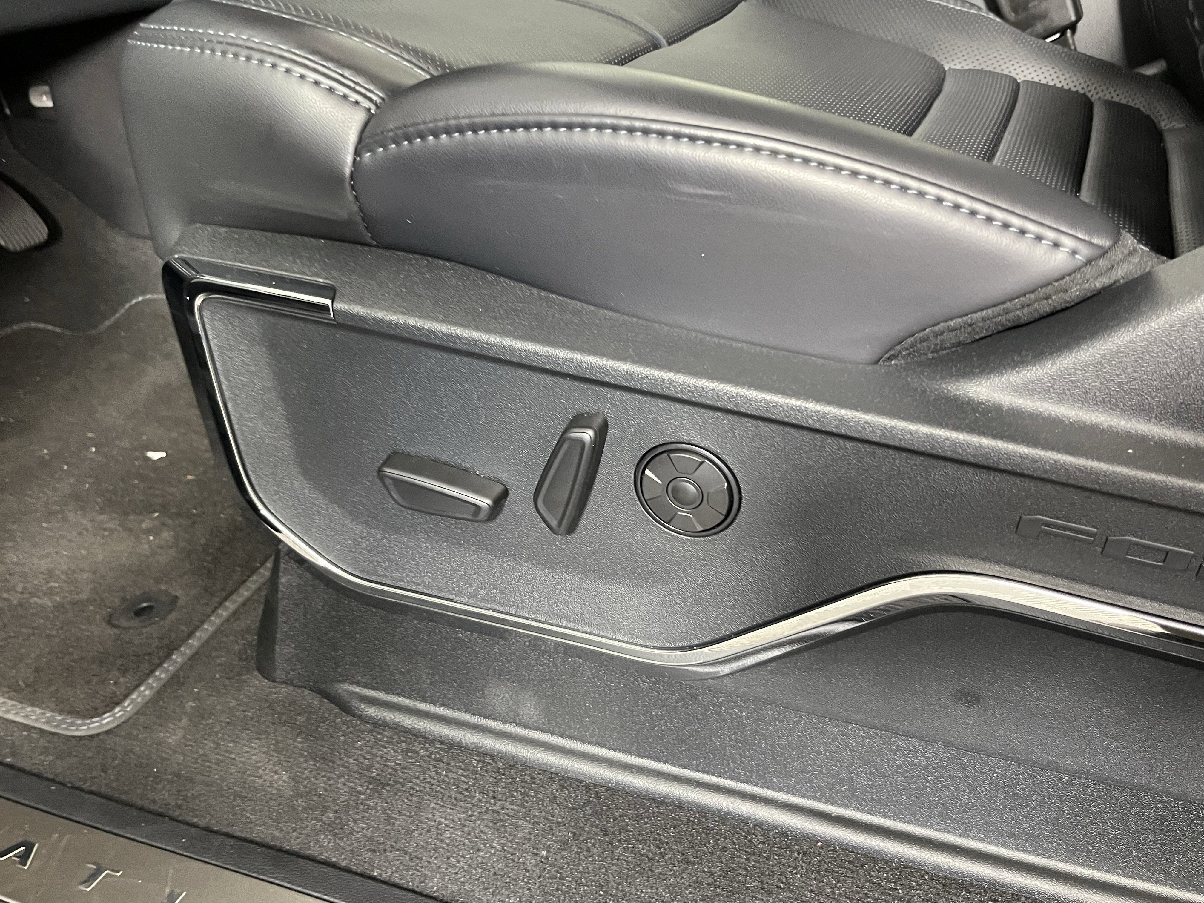 2025 Ford Super Duty F-250 SRW Platinum 4WD Crew Cab 6.75' Box