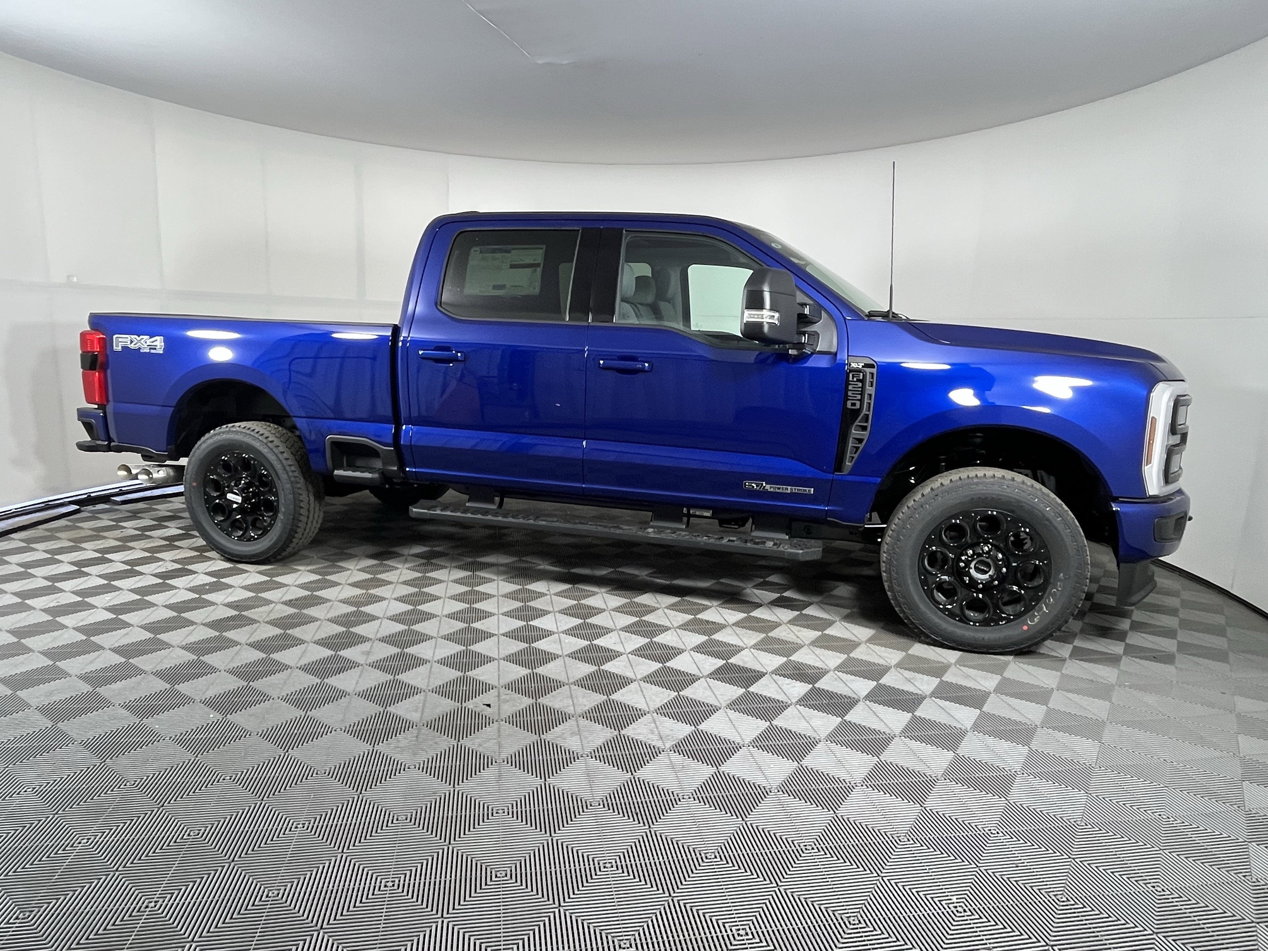 2026 Ford Super Duty F-250 SRW XLT 4WD Crew Cab 6.75' Box