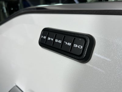 2025 Ford Super Duty F-350 SRW Platinum 4WD Crew Cab 8' Box