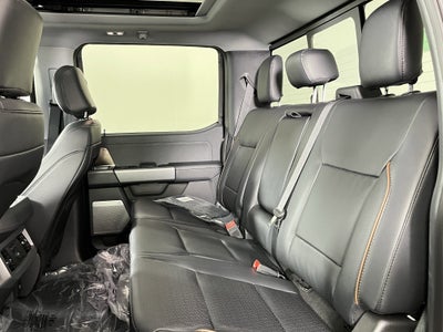 2026 Ford Super Duty F-350 SRW LARIAT TREMOR 4WD Crew Cab 6.75' Box