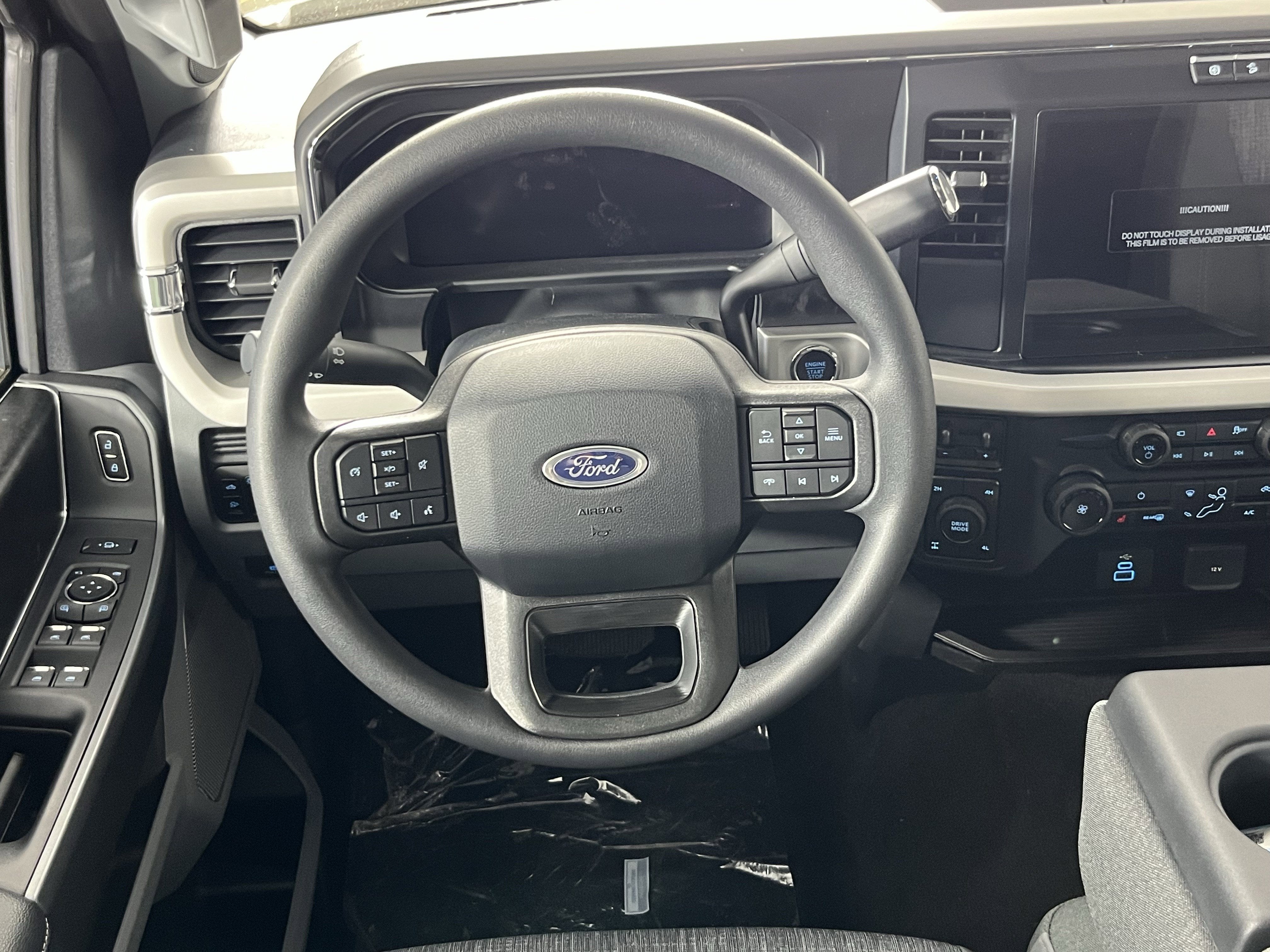 2026 Ford Super Duty F-350 SRW XLT 4WD Crew Cab 6.75' Box