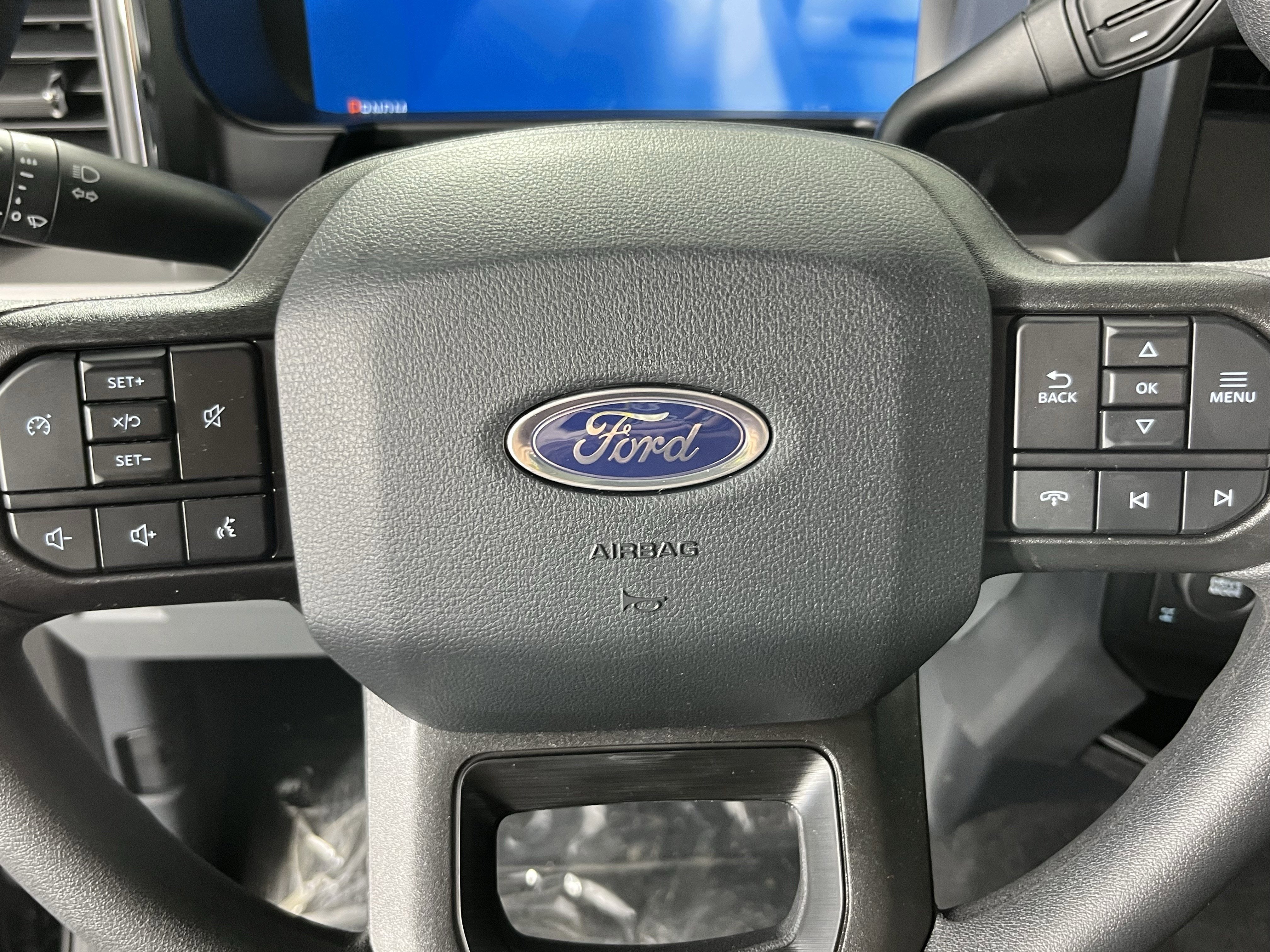 2026 Ford Super Duty F-350 SRW XLT 4WD Crew Cab 6.75' Box